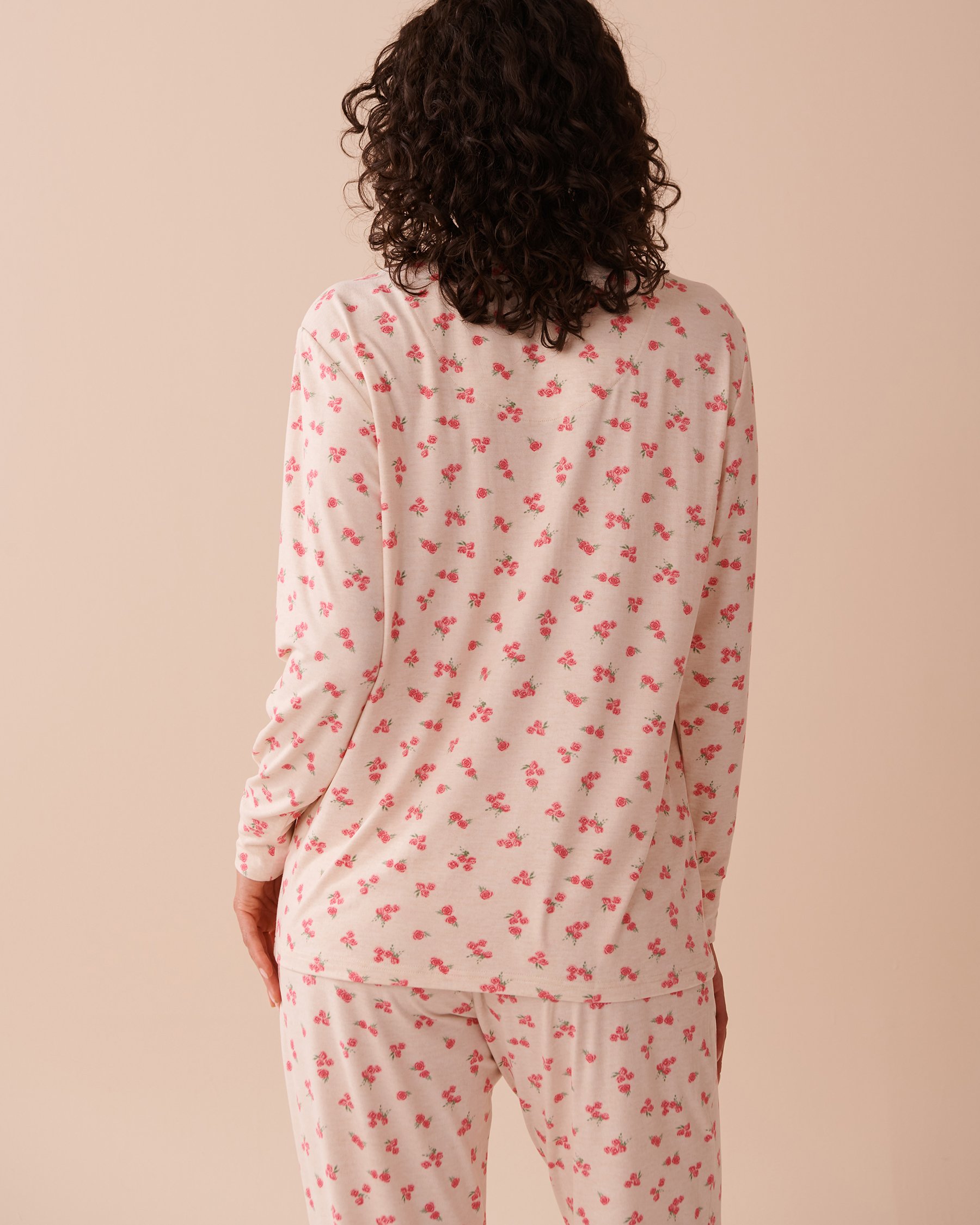 LA VIE EN ROSE Teddy Bear and Rose Print Super Soft Long Sleeve Shirt Oatmeal/Roses 40100686 - View2
