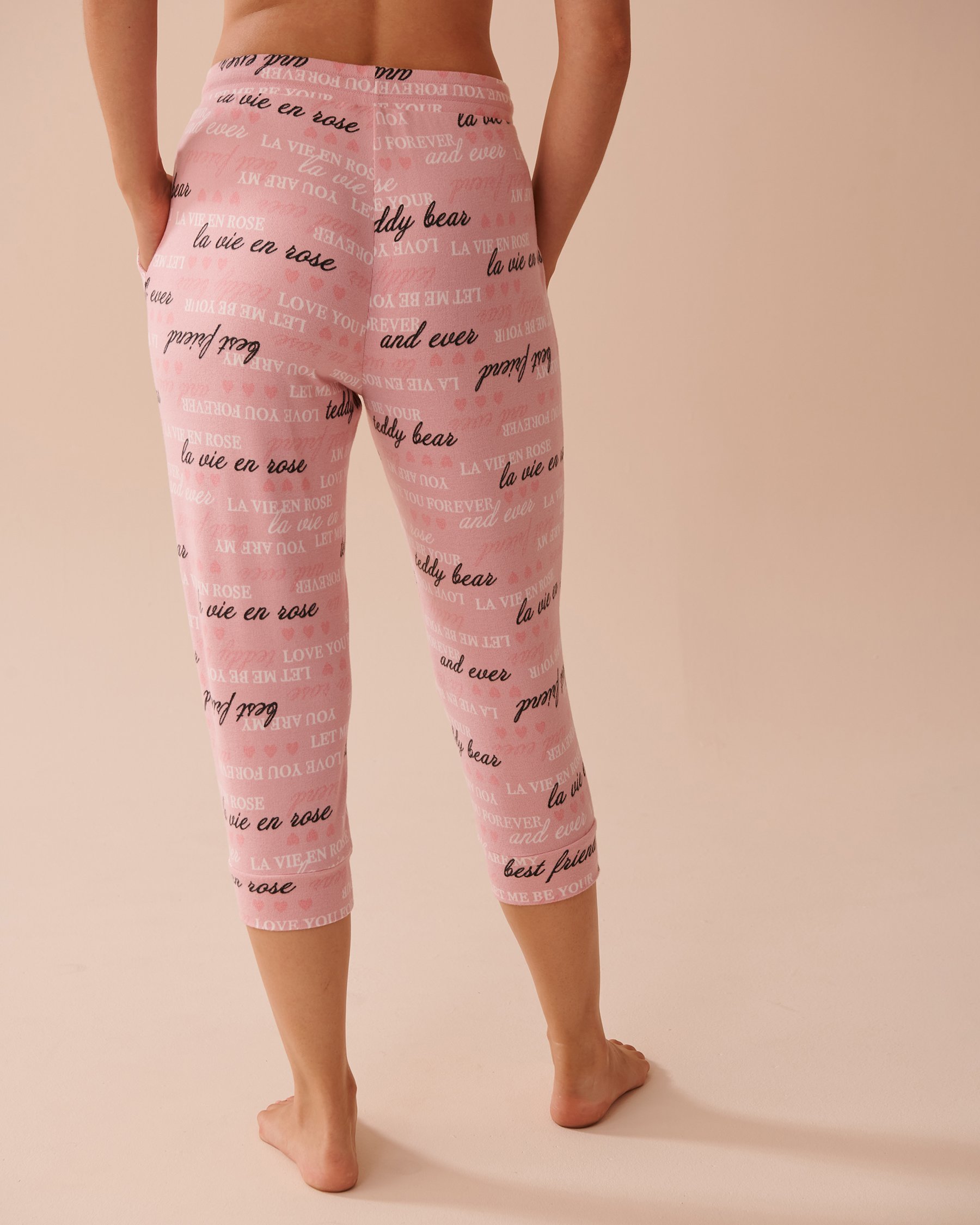 LA VIE EN ROSE Heart and Letter Print Recycled Fibers Capris Blushing Pink 40200661 - View3