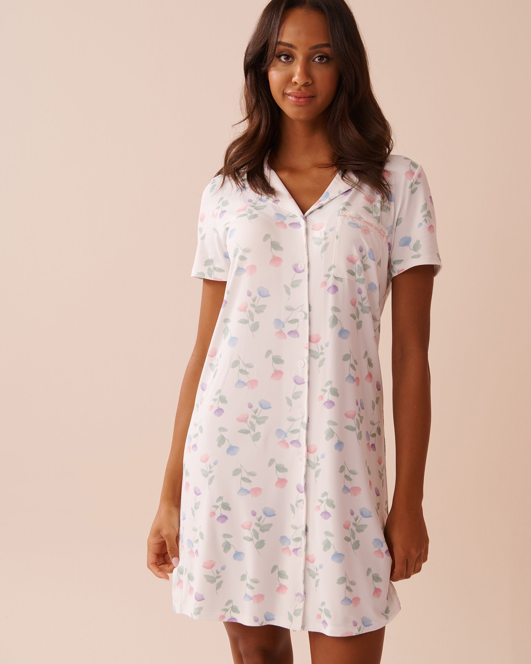 LA VIE EN ROSE Tulip Print Super Soft Button-down Sleepshirt White/Pastel Tulips 40500406 - View1