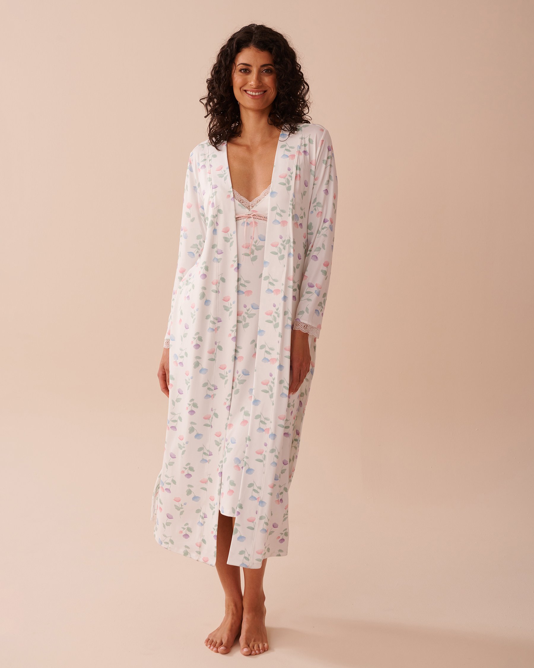 LA VIE EN ROSE Tulip Print Super Soft Long Kimono White/Pastel Tulips 40600201 - View1