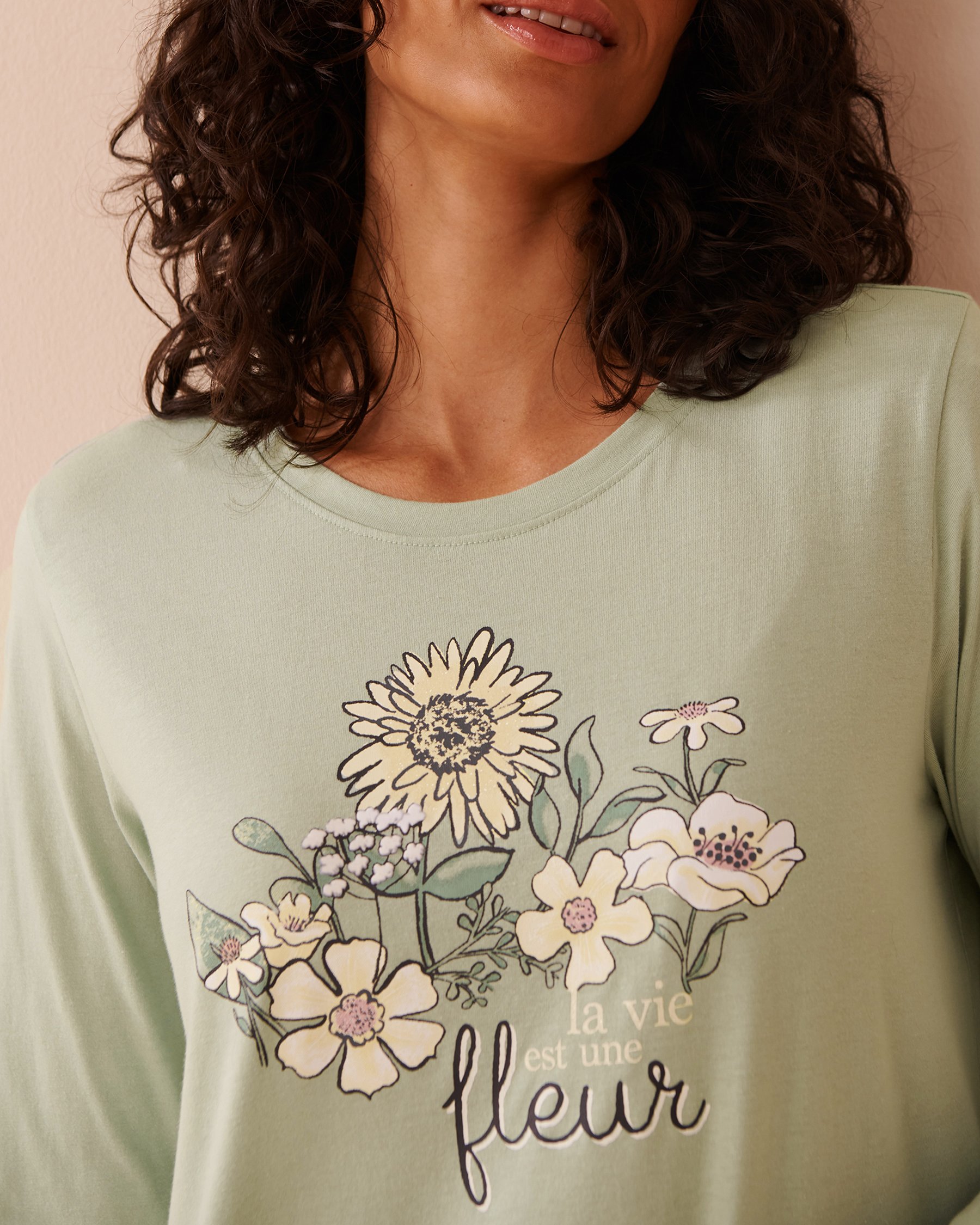 LA VIE EN ROSE Sunflower Print Cotton Long Sleeve Shirt Frosty Green 40100692 - View3