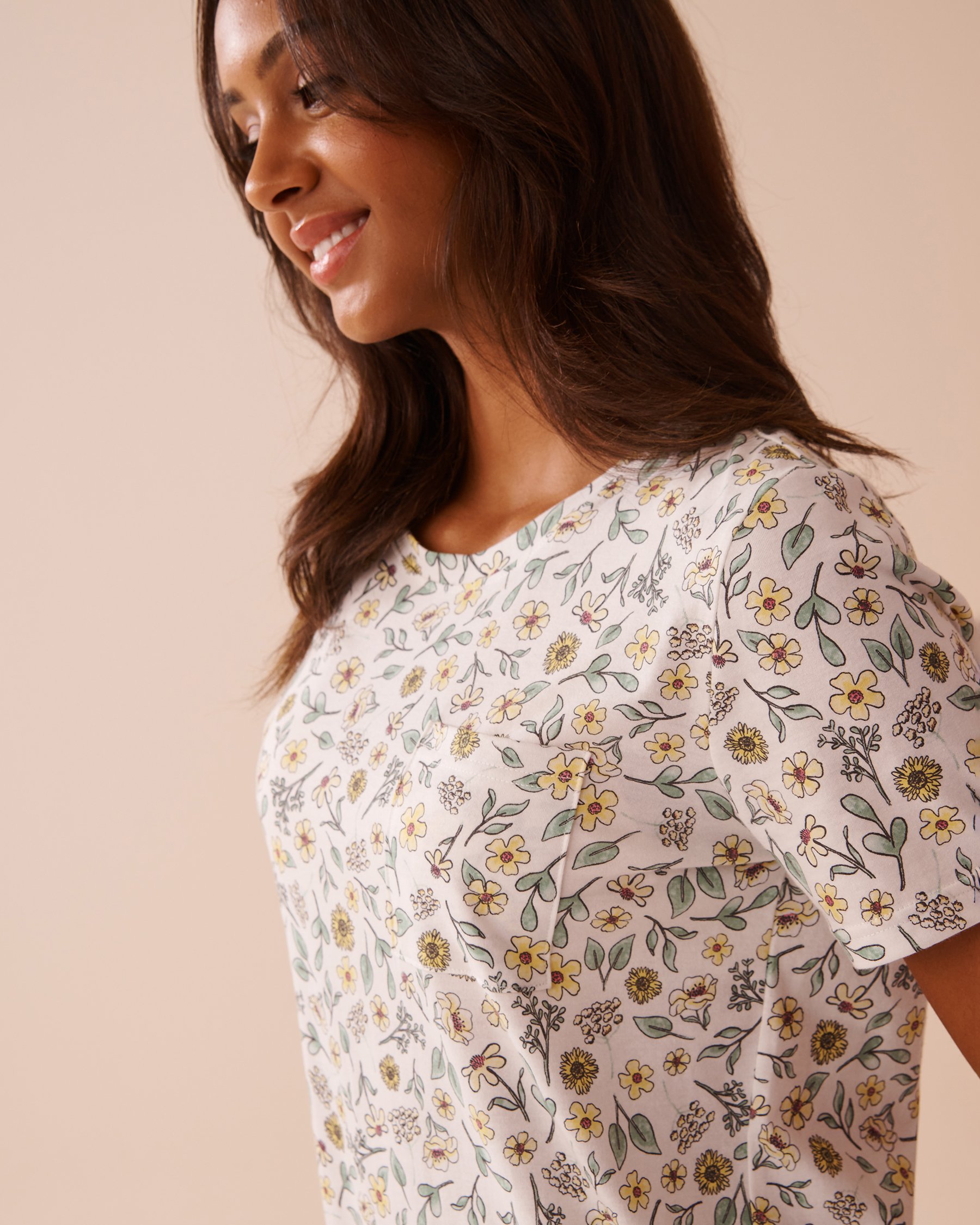 LA VIE EN ROSE Sunflower Print Cotton Short Sleeve Sleepshirt White/Sunflowers 40500412 - View3