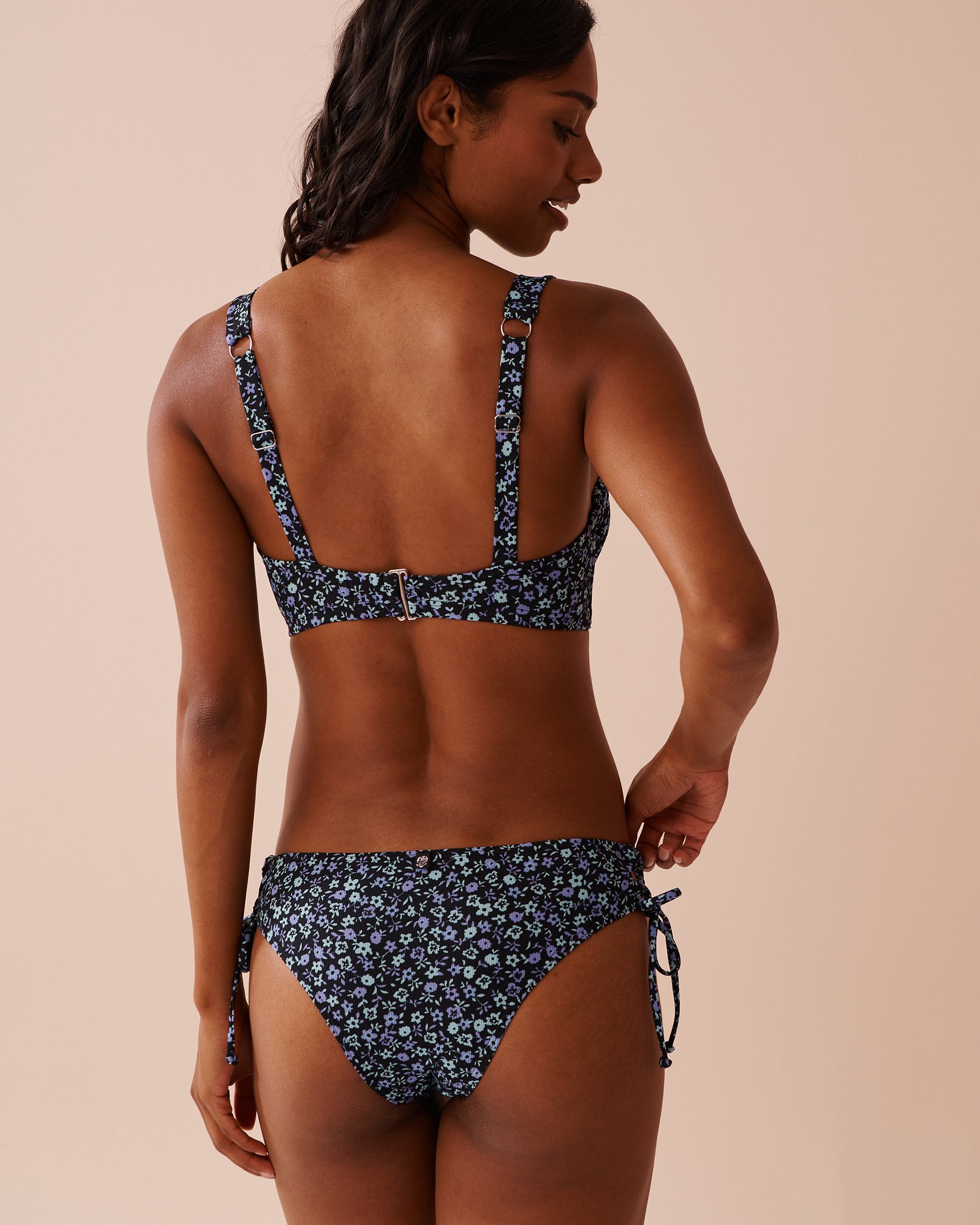 LA VIE EN ROSE AQUA PERIWINKLE FLOWERS Recycled Fibers D Cup Balconette Bikini Top Periwinkle Flowers 70200153 - View2