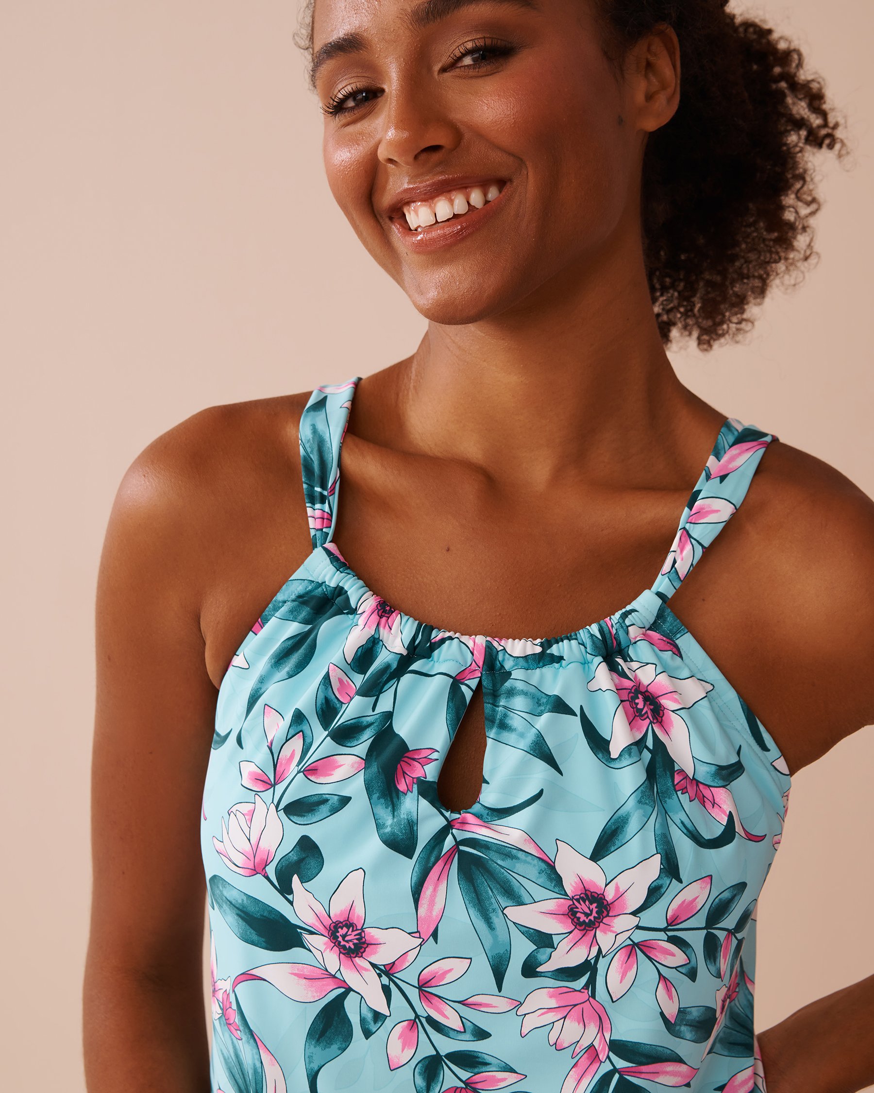 LA VIE EN ROSE AQUA BEACH BLOOMS D Cup High Neck Tankini Top Beach Blooms 70200155 - View4