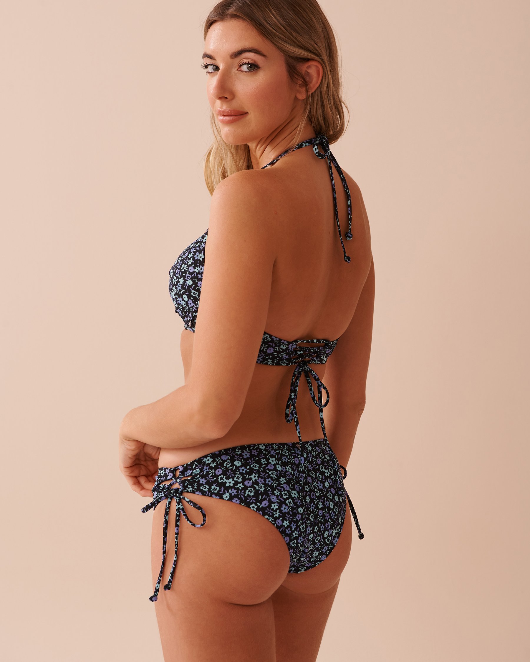 LA VIE EN ROSE AQUA PERIWINKLE FLOWERS Recycled Fibers Push-up Bikini Top Periwinkle Flowers 70100700 - View3