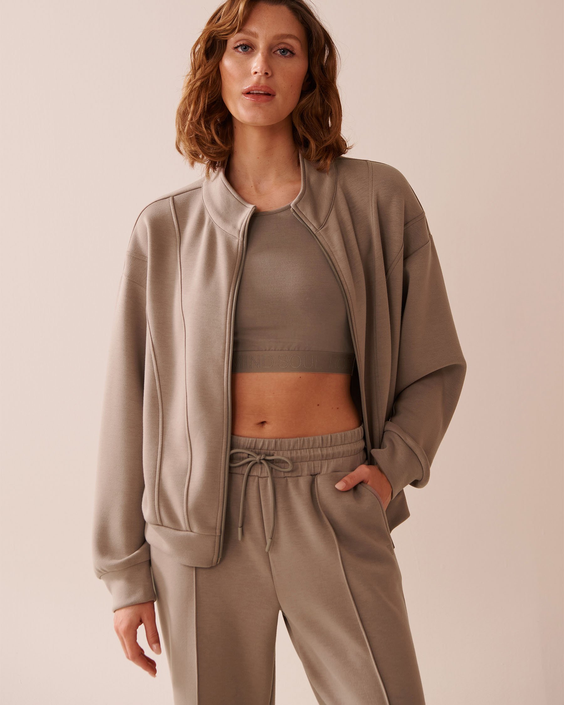 LA VIE EN ROSE Zip-up Sweatshirt Brown 50100100 - View6