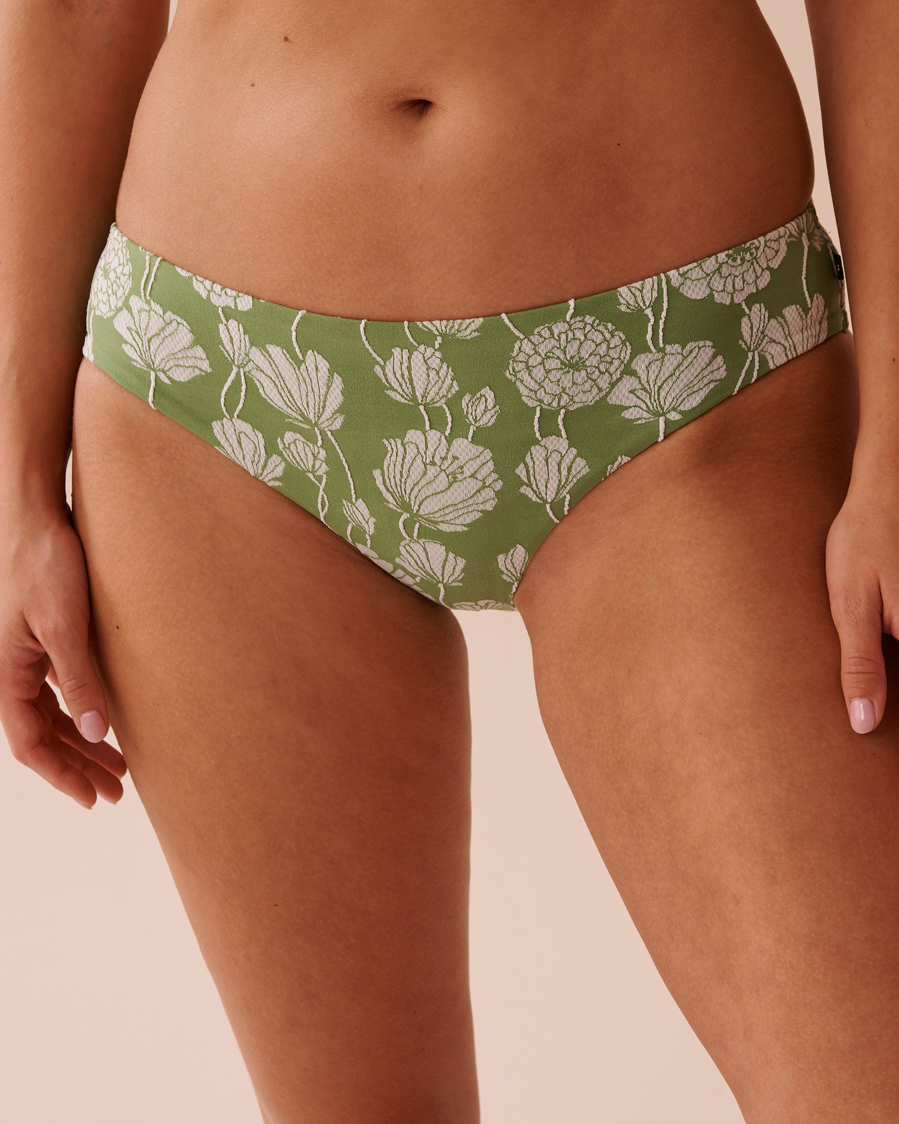 LA VIE EN ROSE AQUA Bas de bikini cheeky tissu jacquard POPPY FIELD Champ de coquelicots 70300676 - View1