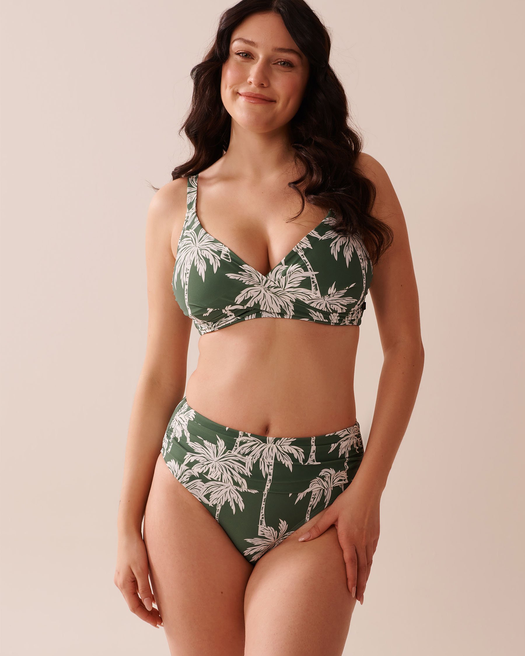 LA VIE EN ROSE AQUA Haut de bikini bralette bonnet D KHAKI PALM Palmiers kaki 70200175 - Voir1