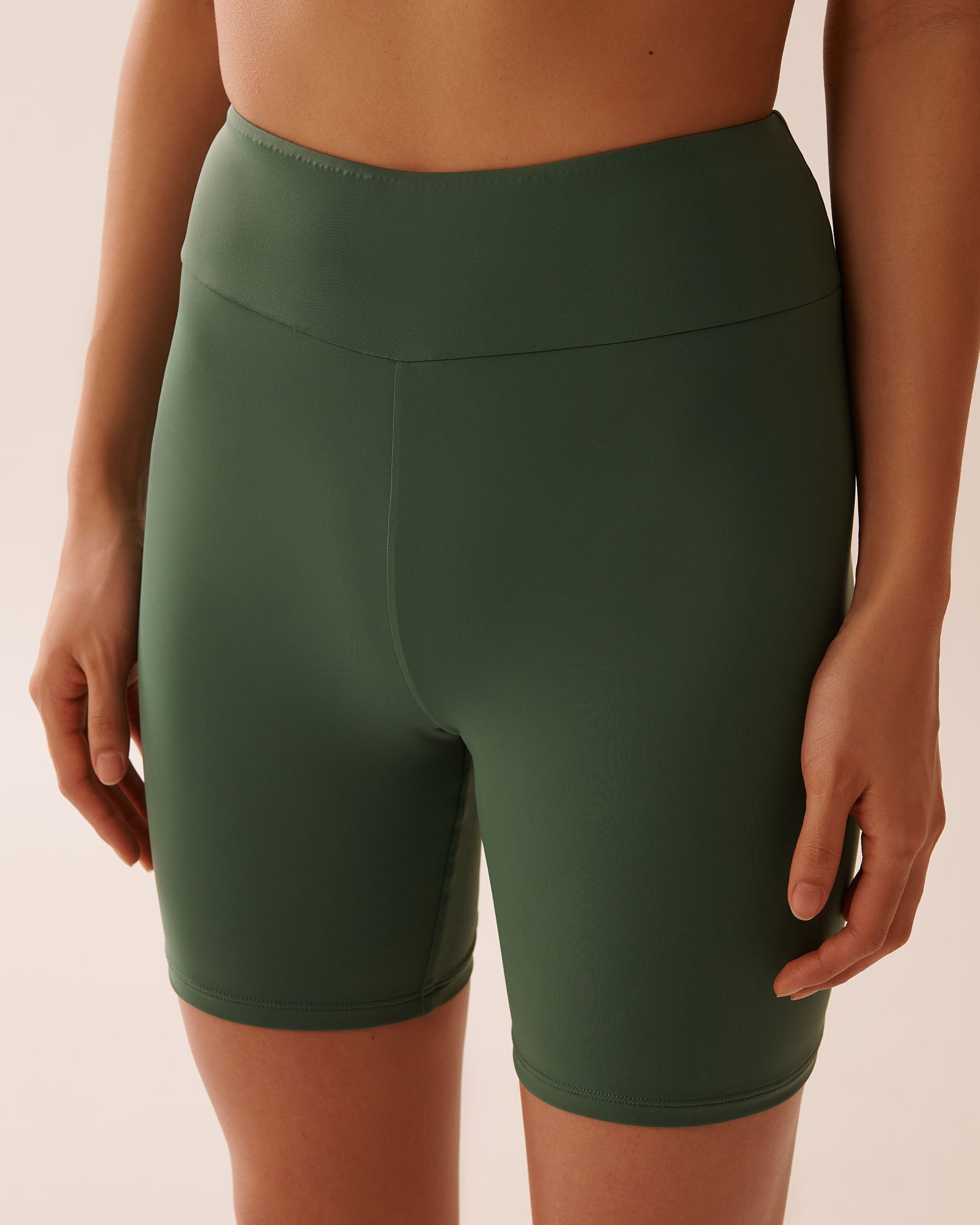 LA VIE EN ROSE AQUA Short de bain long à taille haute KHAKI Kaki 70300736 - Voir1