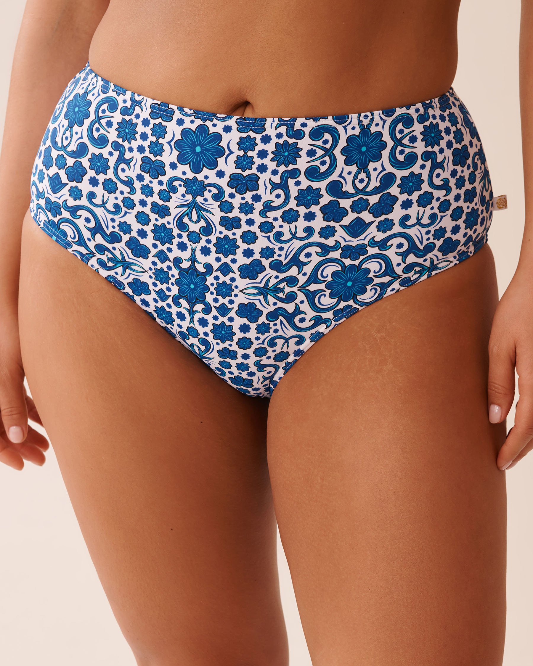 LA VIE EN ROSE AQUA Bas de bikini taille haute MEDITERRANEAN TILE Mosaïque bleue 70300738 - View4