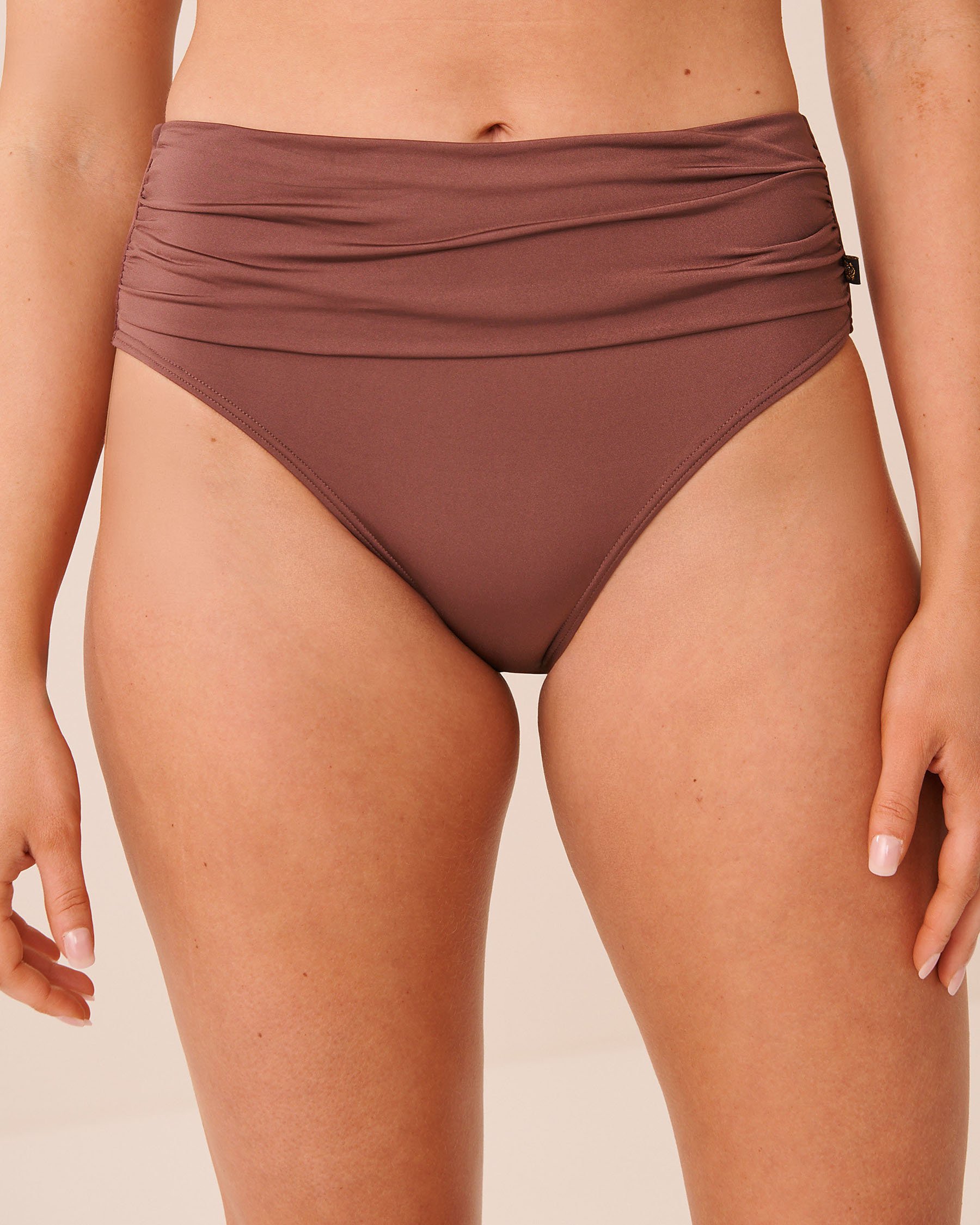 LA VIE EN ROSE AQUA Bas de bikini taille mi-haute drapée COFFEE Brun café 70300933 - Voir1