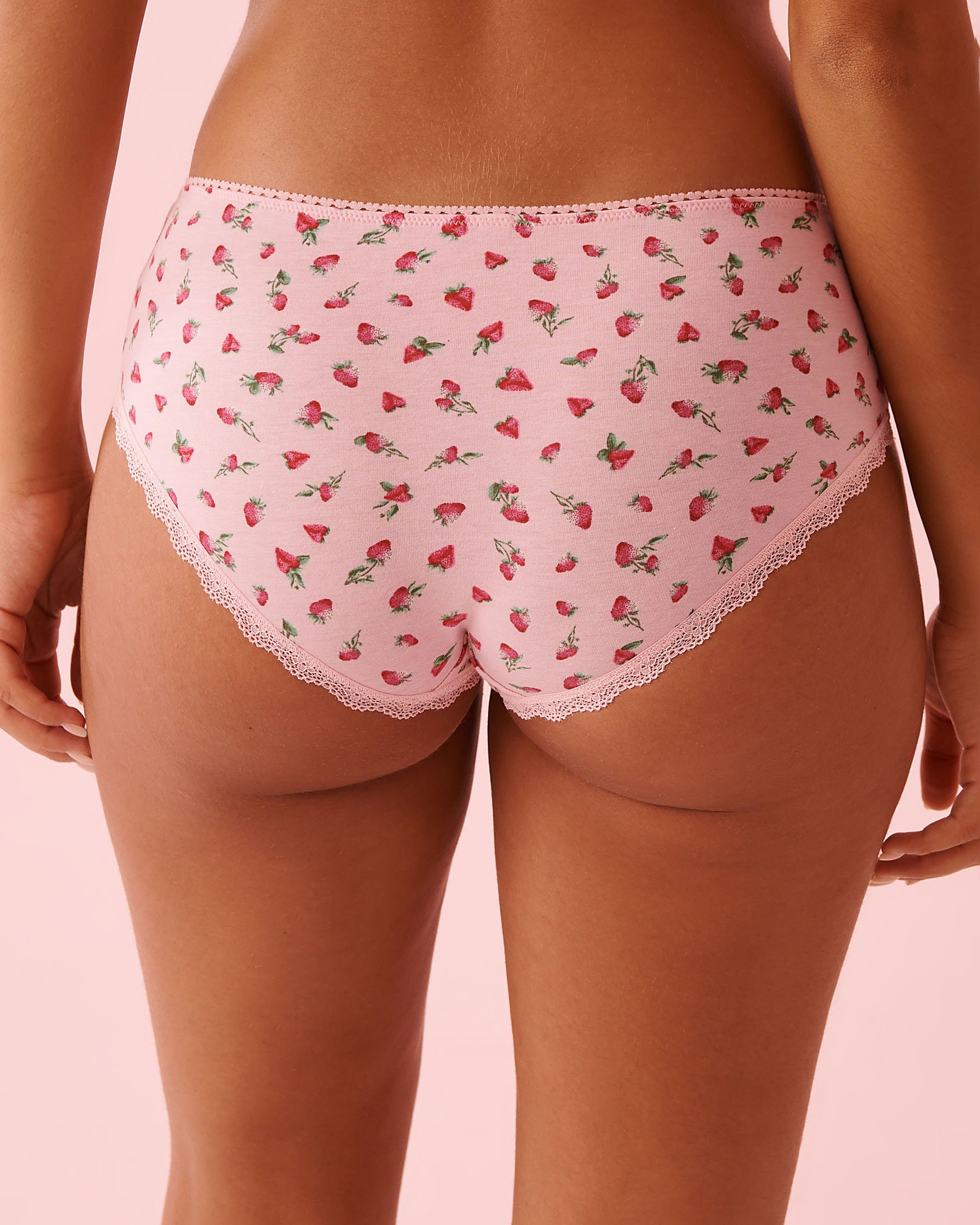 LA VIE EN ROSE Culotte aux hanches coton et détails de dentelle Rose/Fraises 20100700 - Voir2