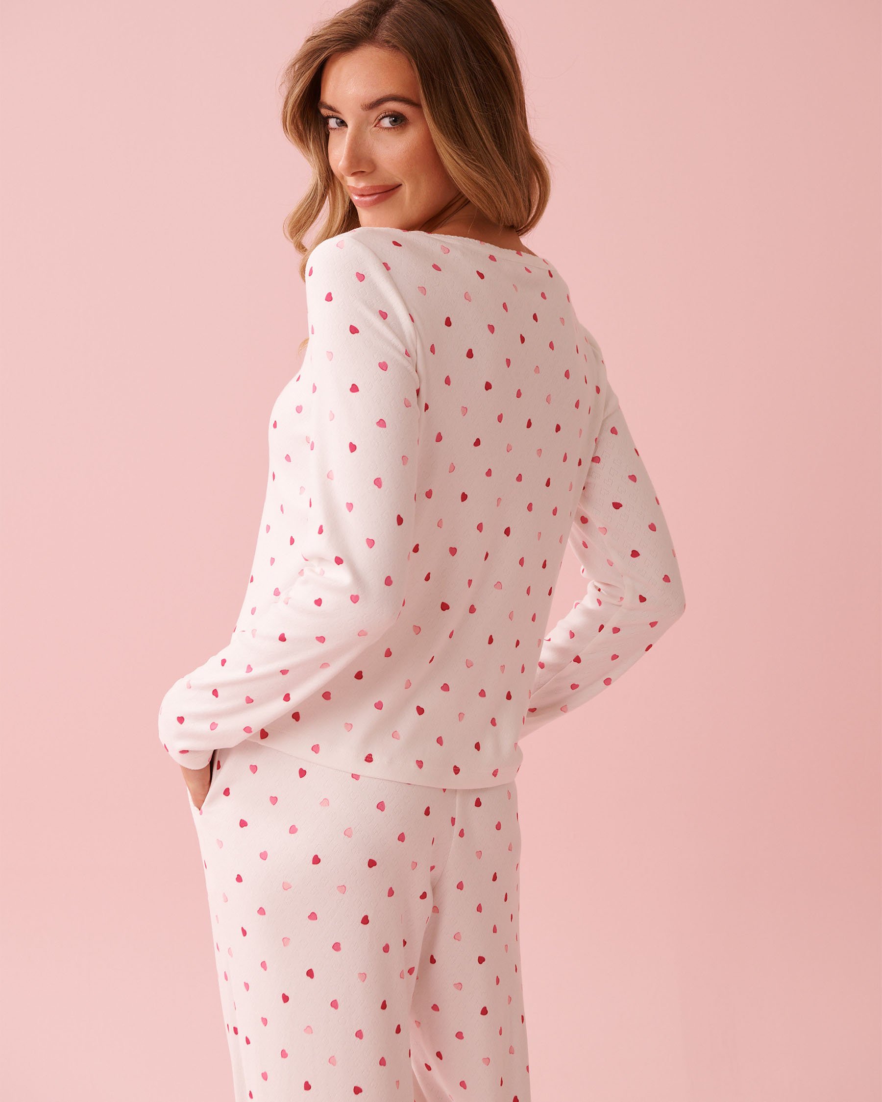 LA VIE EN ROSE Heart Print Pointelle Long Sleeve Shirt White 40100822 - View4