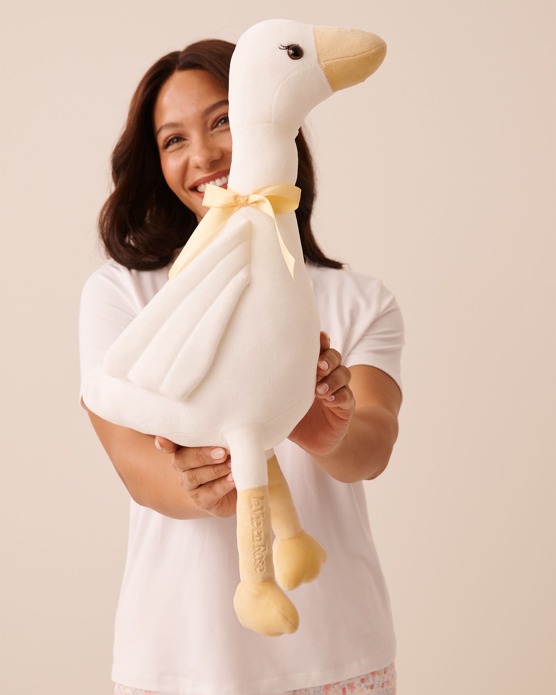 LA VIE EN ROSE Oie en peluche Blanc 40700457 - View2