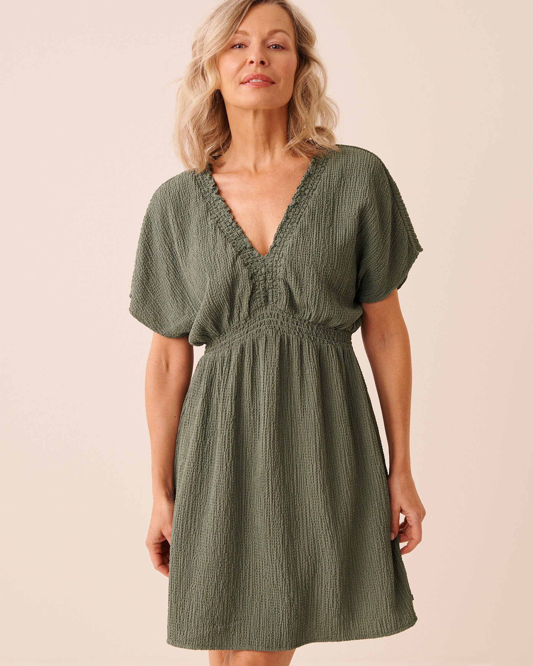 LA VIE EN ROSE AQUA Short Crinkle Dress Earthy Green 80300131 - View3