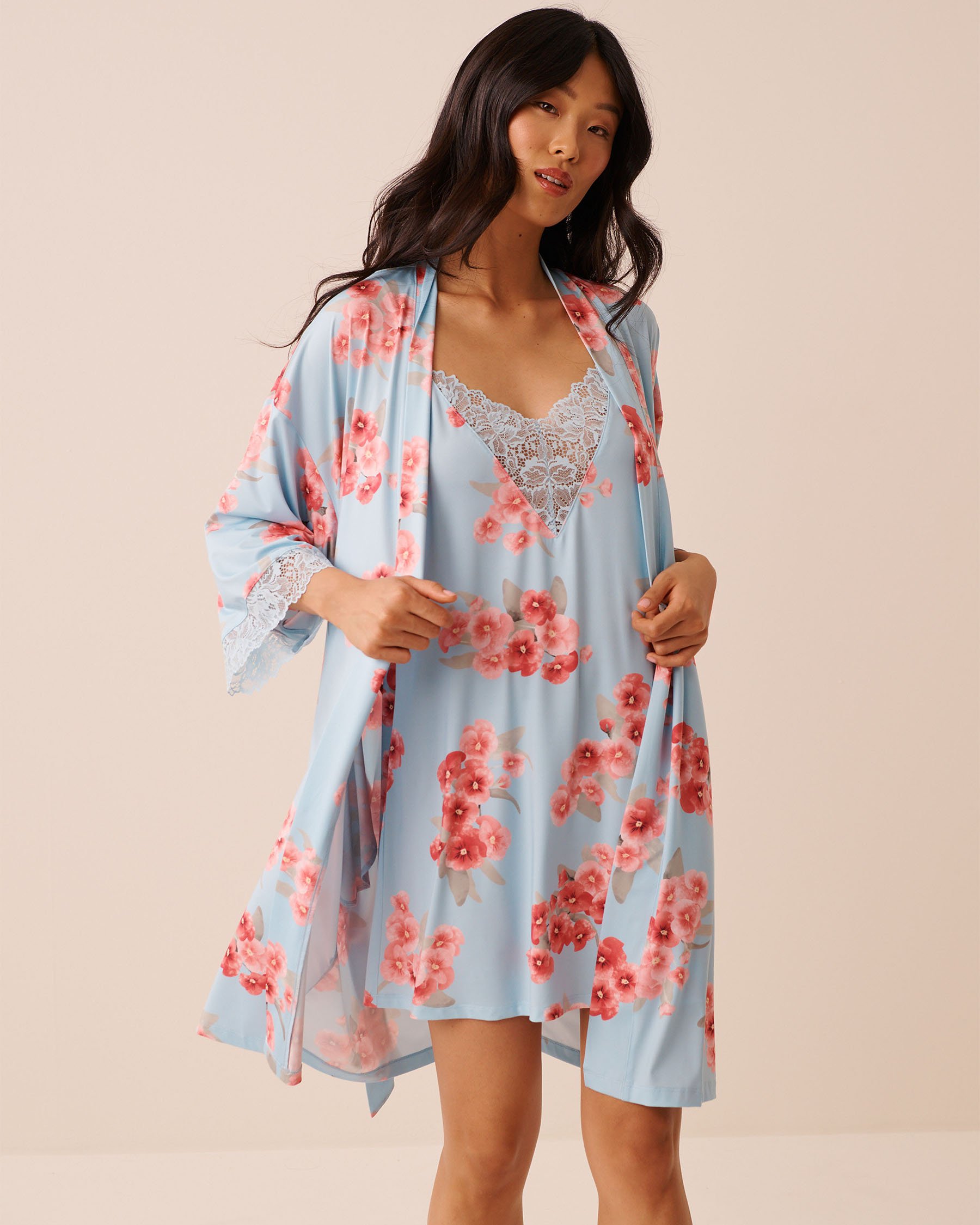 LA VIE EN ROSE Kimono bordure en dentelle imprimé fleurs printanières Fleurs printanières 60600118 - View1