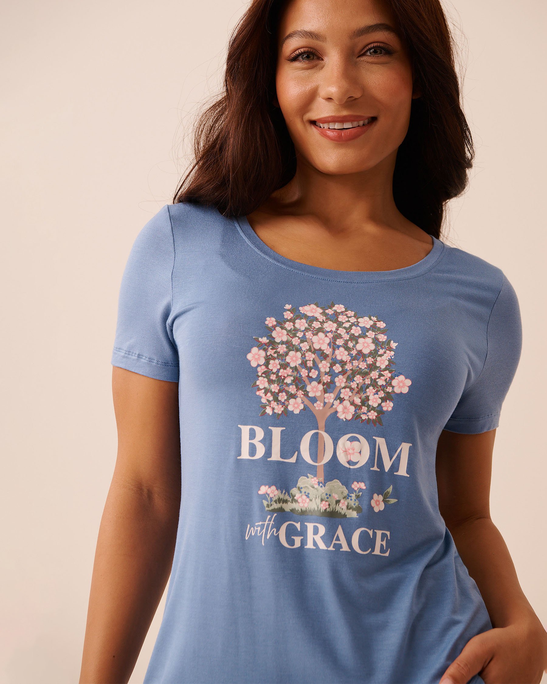 LA VIE EN ROSE Pink Floral Print Soft Jersey Short Sleeve T-shirt Blue/Flowers 60100190 - View3