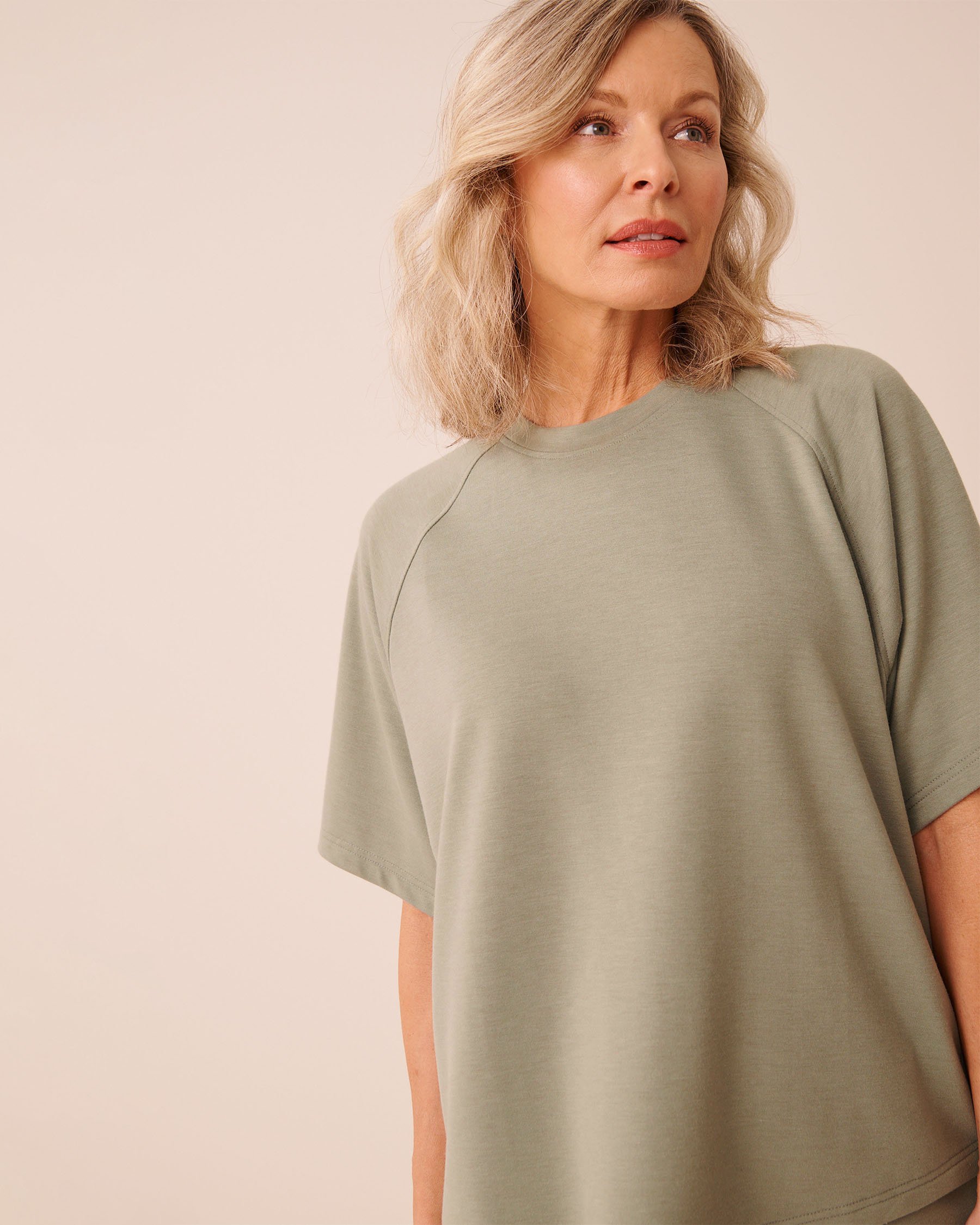 LA VIE EN ROSE T-shirt manches courtes en molleton Vert sauge 50100127 - Voir4