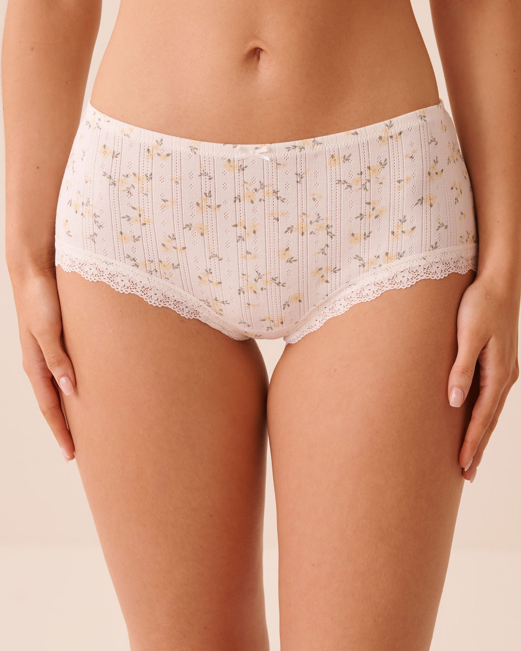 LA VIE EN ROSE Culotte garçonne motif pointelle et dentelle Fleurs jaunes 20100723 - Voir1