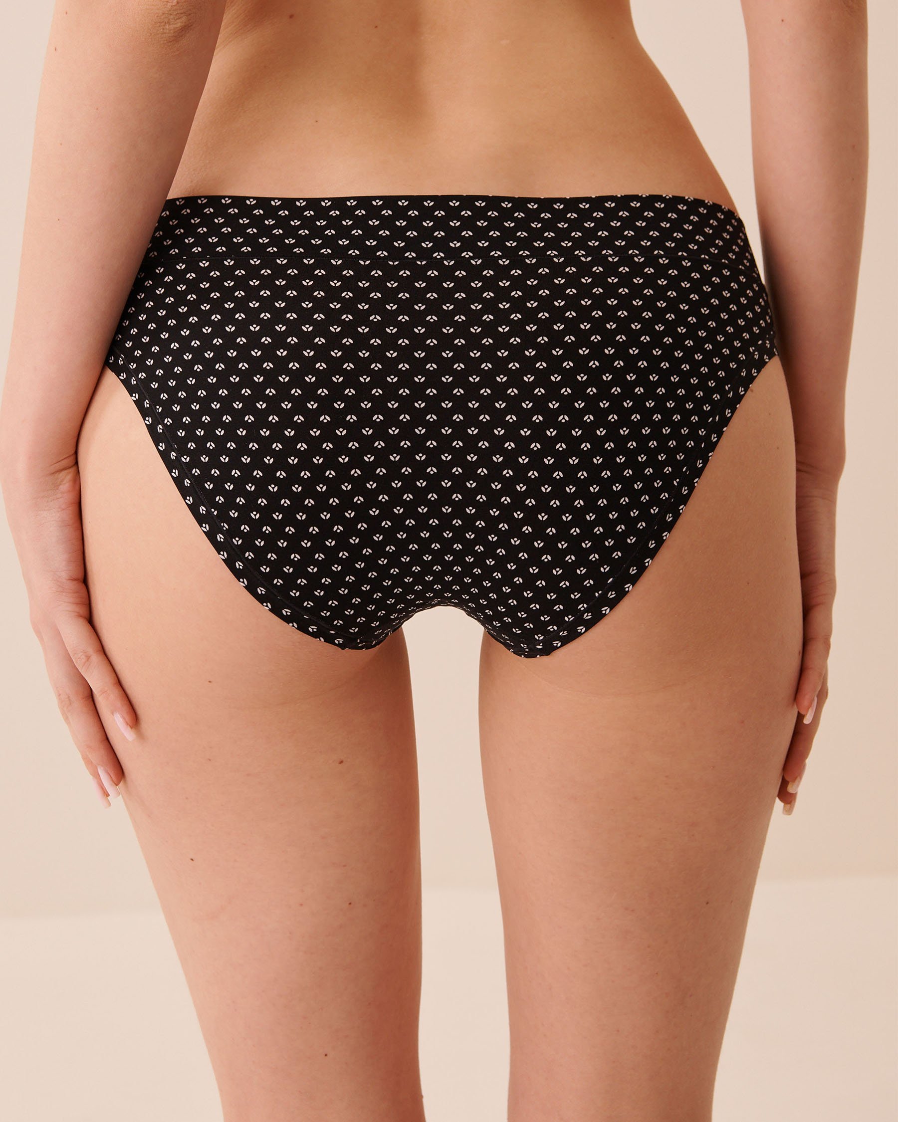 LA VIE EN ROSE Culotte bikini fit parfait Noir/Tulipes blanches 20200780 - View2