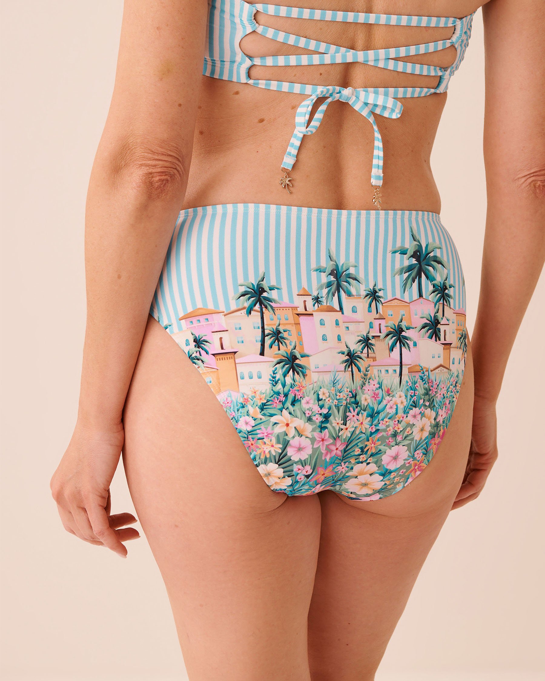 LA VIE EN ROSE AQUA Bas de bikini brésilien taille haute COASTAL VILLAGE Village côtier 70300847 - Voir2