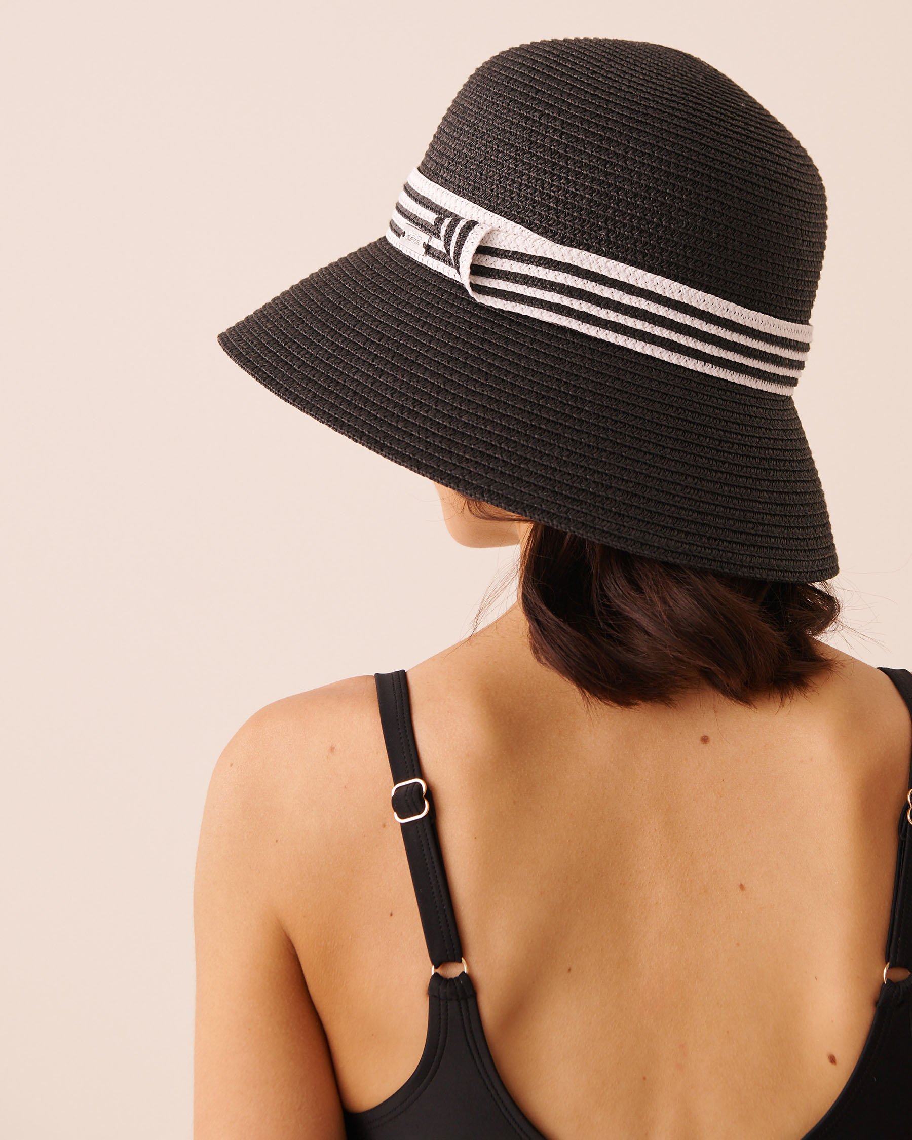 LA VIE EN ROSE AQUA Chapeau cloche en paille Noir 80500131 - Voir2