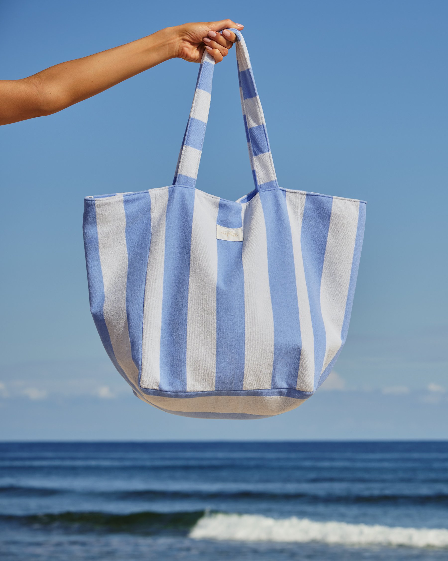 LA VIE EN ROSE AQUA Sac de plage rayé en ratine Rayures bleues 80500133 - View2