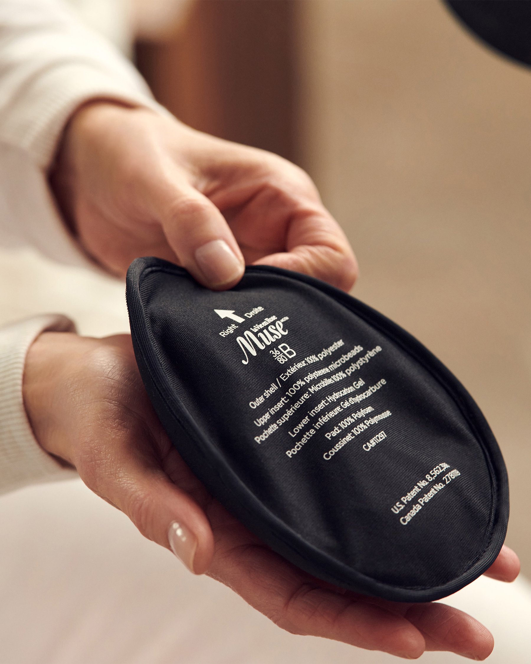 LA VIE EN ROSE Lightly Lined Wireless Mastectomy Bra Black 389-110-4-00 - View2