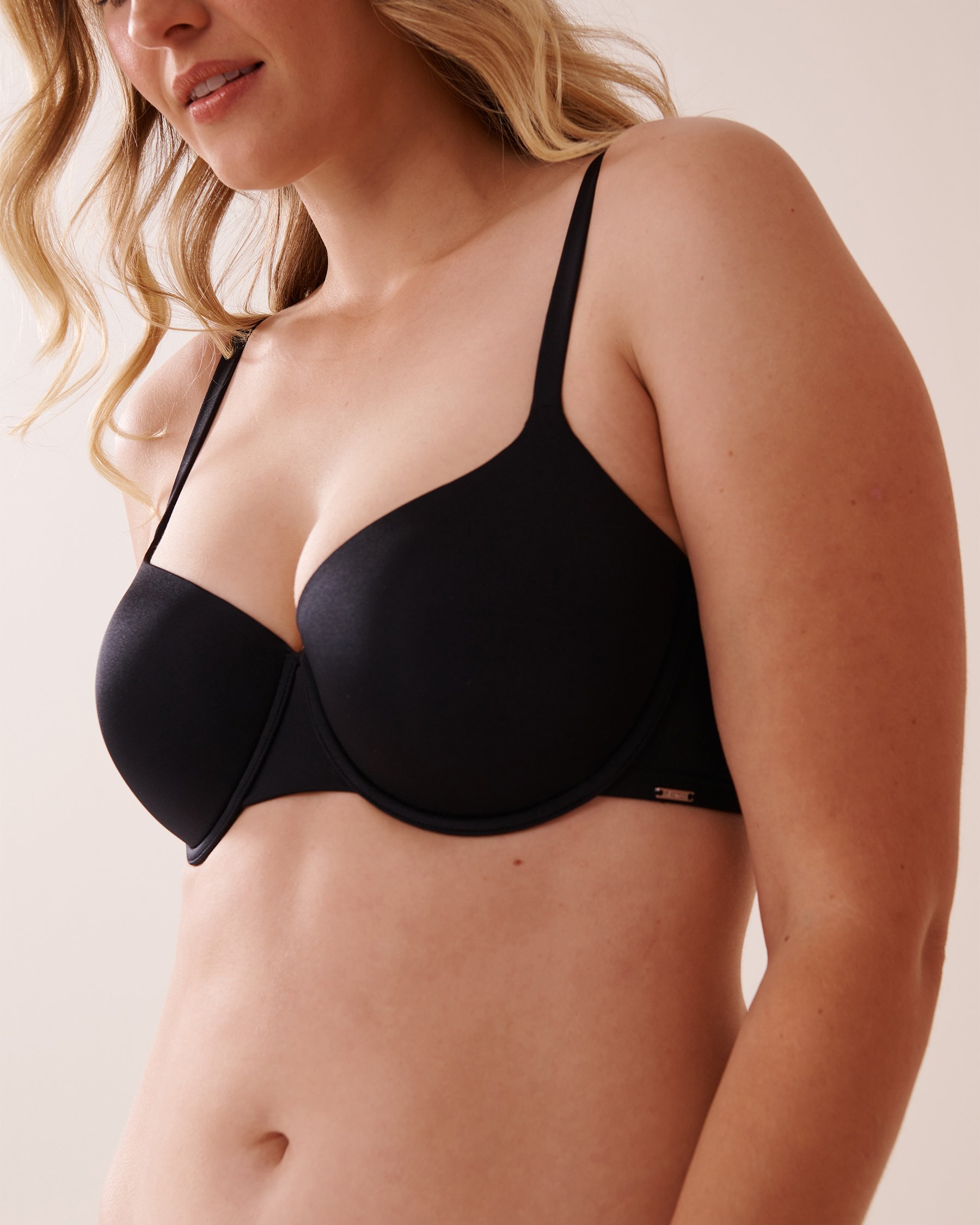 LA VIE EN ROSE Soutien-gorge doublure légère demi-buste flexible Noir 10200079 - View8