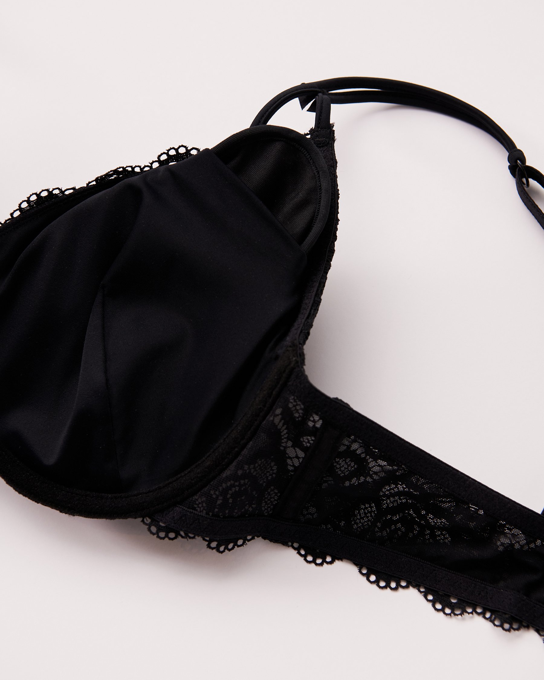 LA VIE EN ROSE Lightly Lined Mastectomy Bra Black 389-110-2-00 - View4