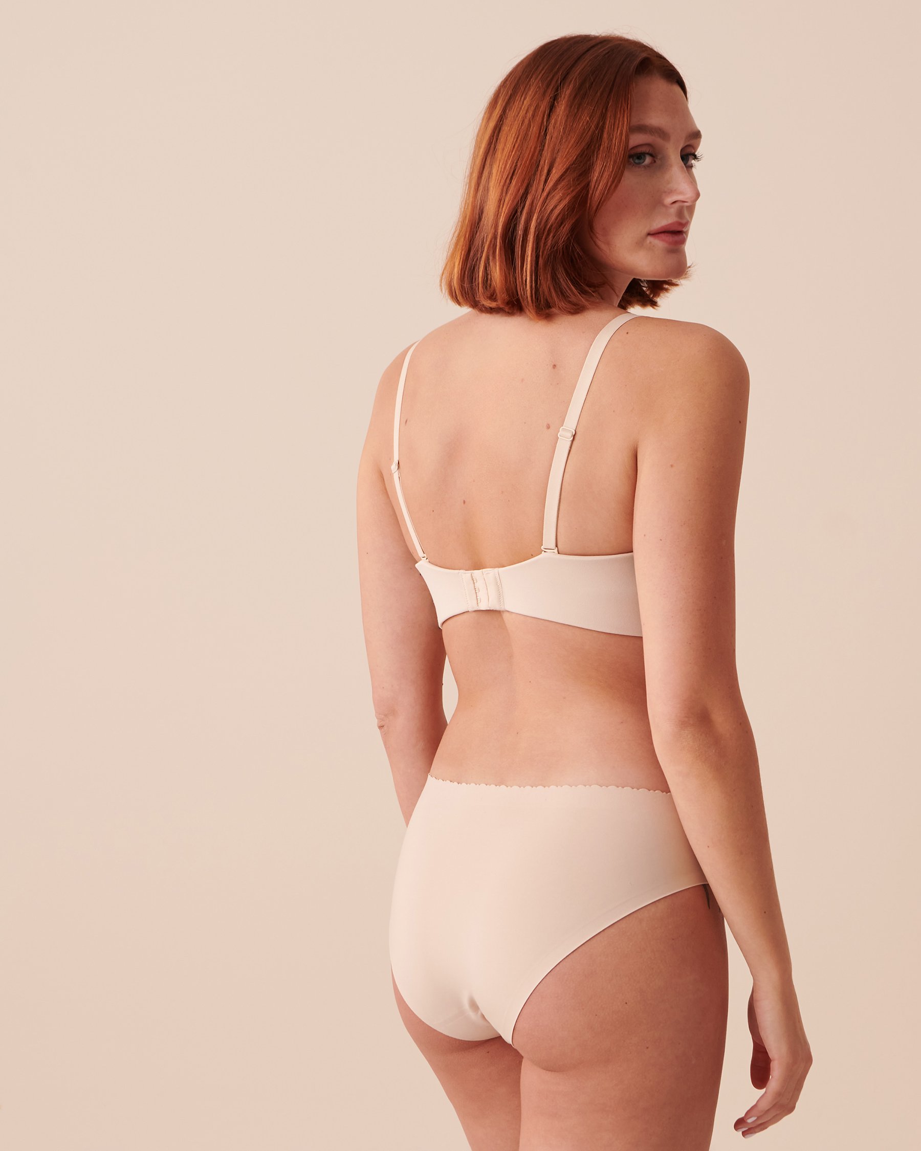 LA VIE EN ROSE Lightly Lined Memory Foam Strapless Bra Champagne 618-112-0-00 - View9