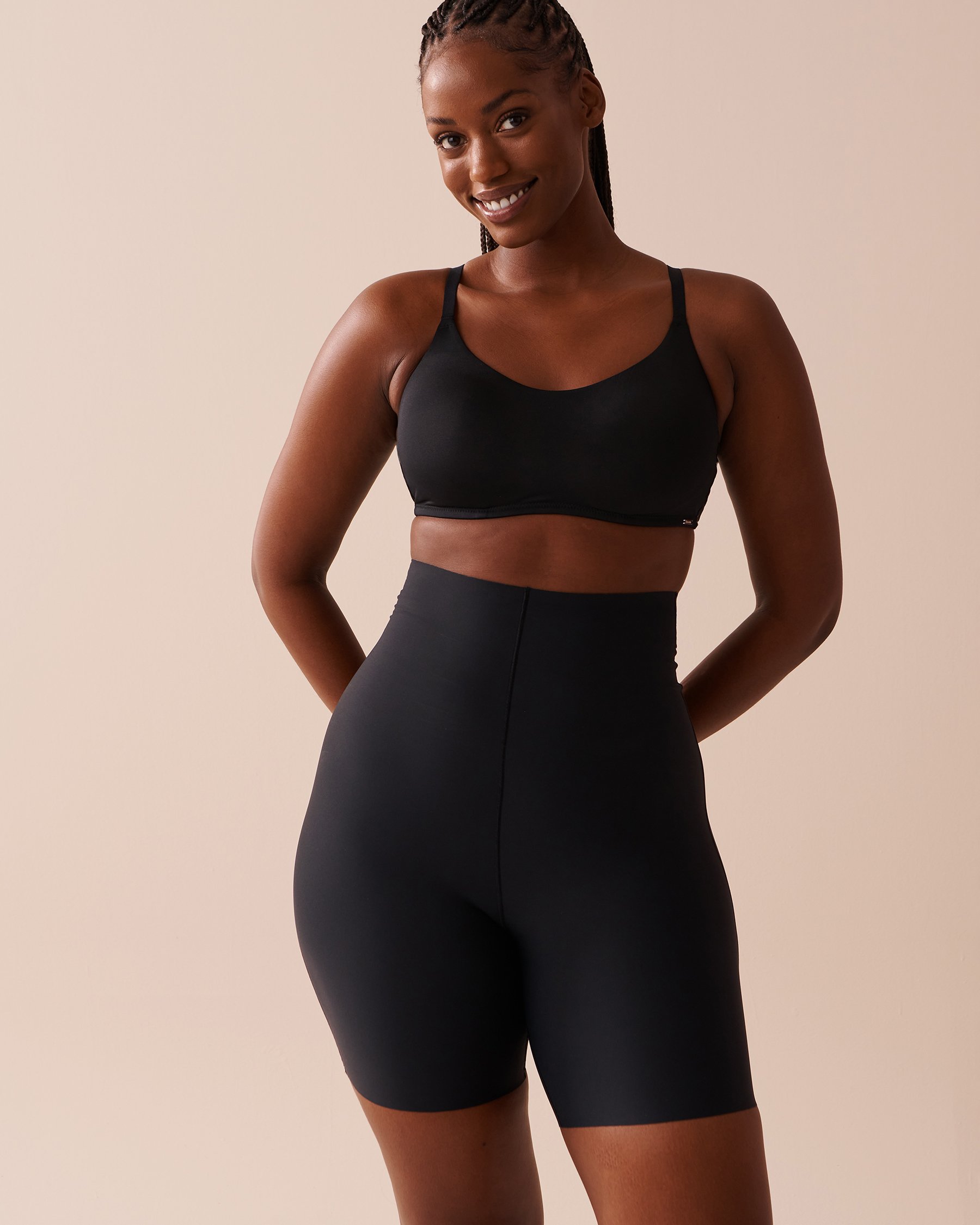 LA VIE EN ROSE Lightly Lined Wireless Minimalist Bra Black 10200341 - View6