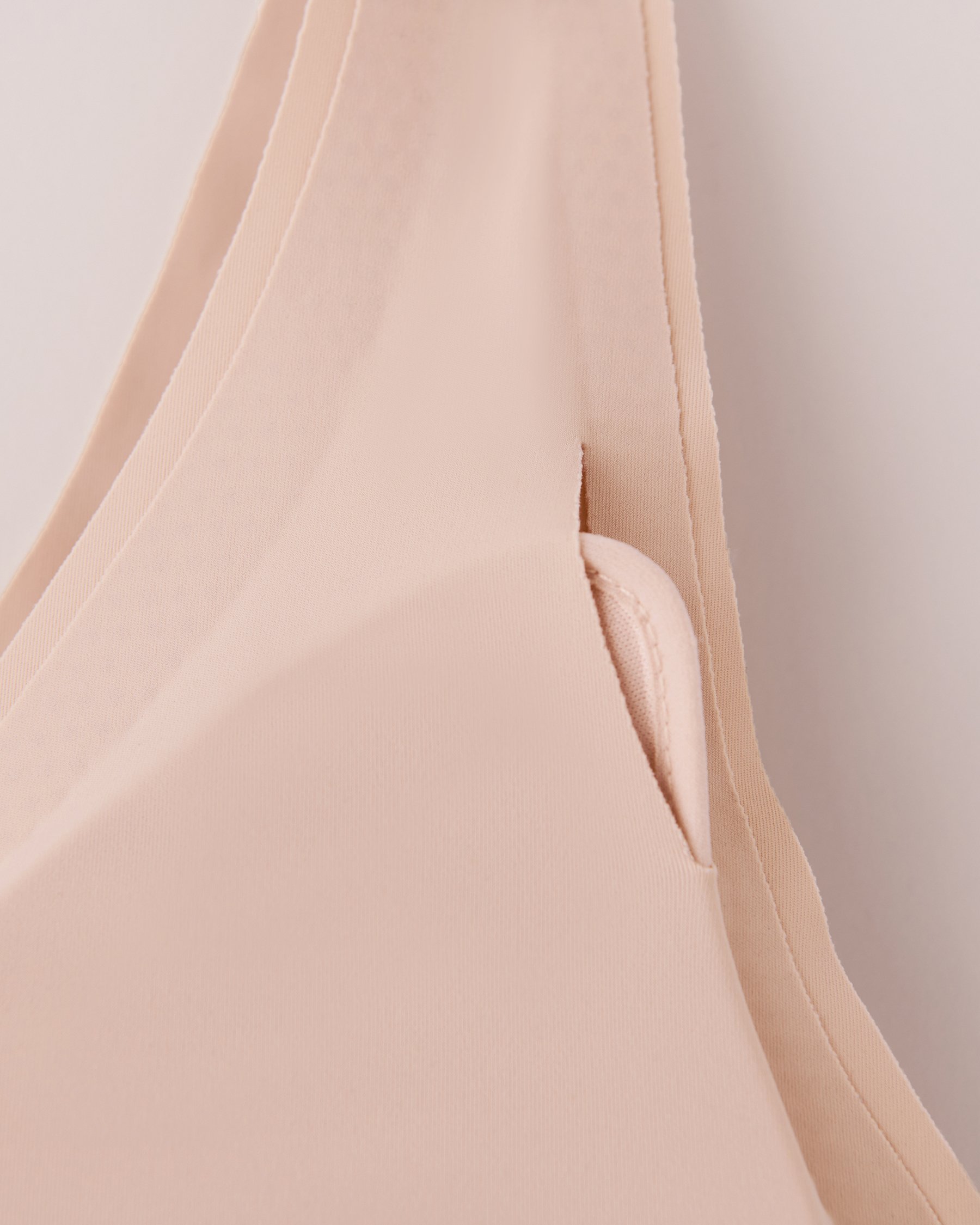 LA VIE EN ROSE Push-up Lounge Tank Bra Latte 534-113-1-00 - View5