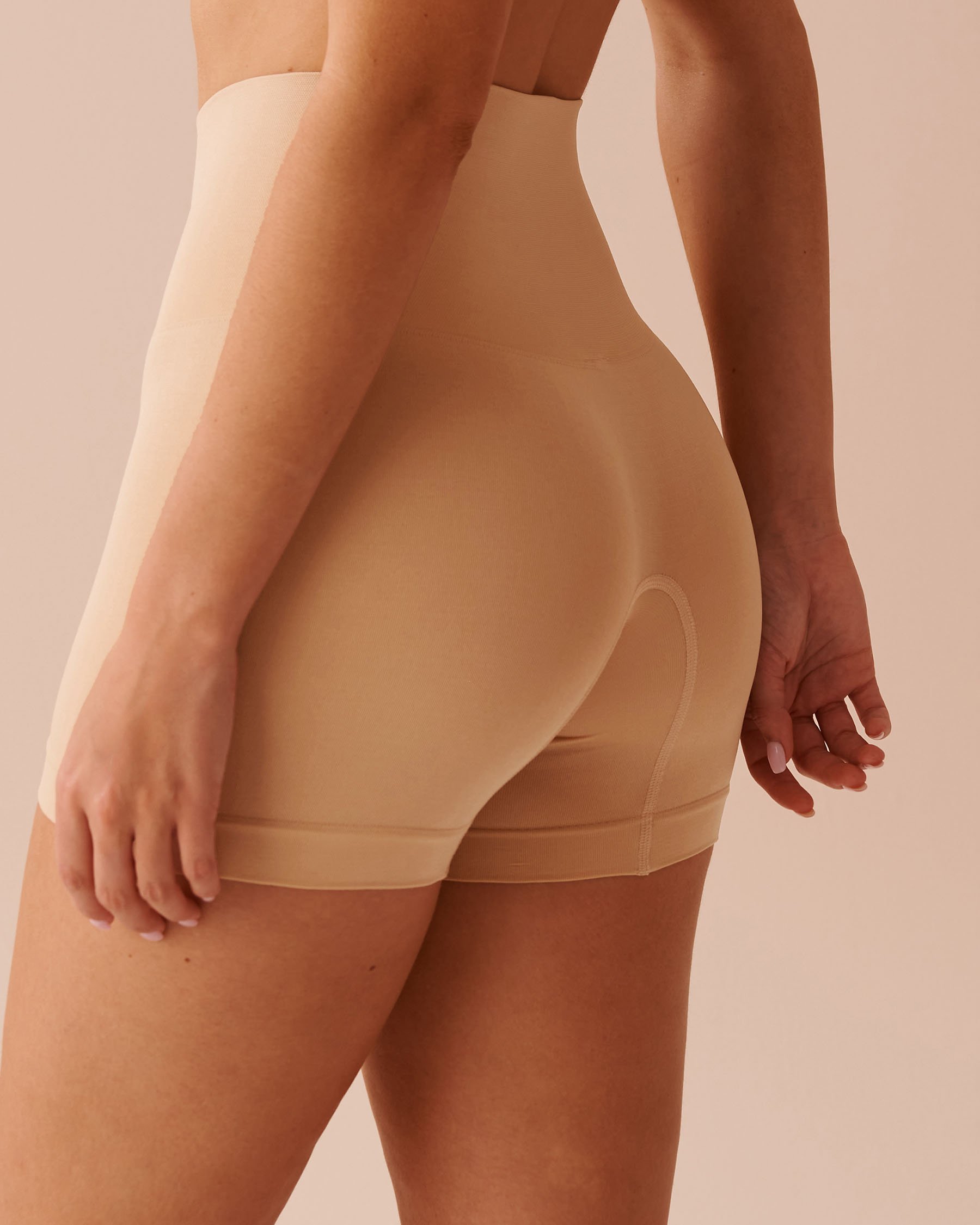 LA VIE EN ROSE Short taille haute maintien léger tissu sans coutures Noisette 30200010 - View2