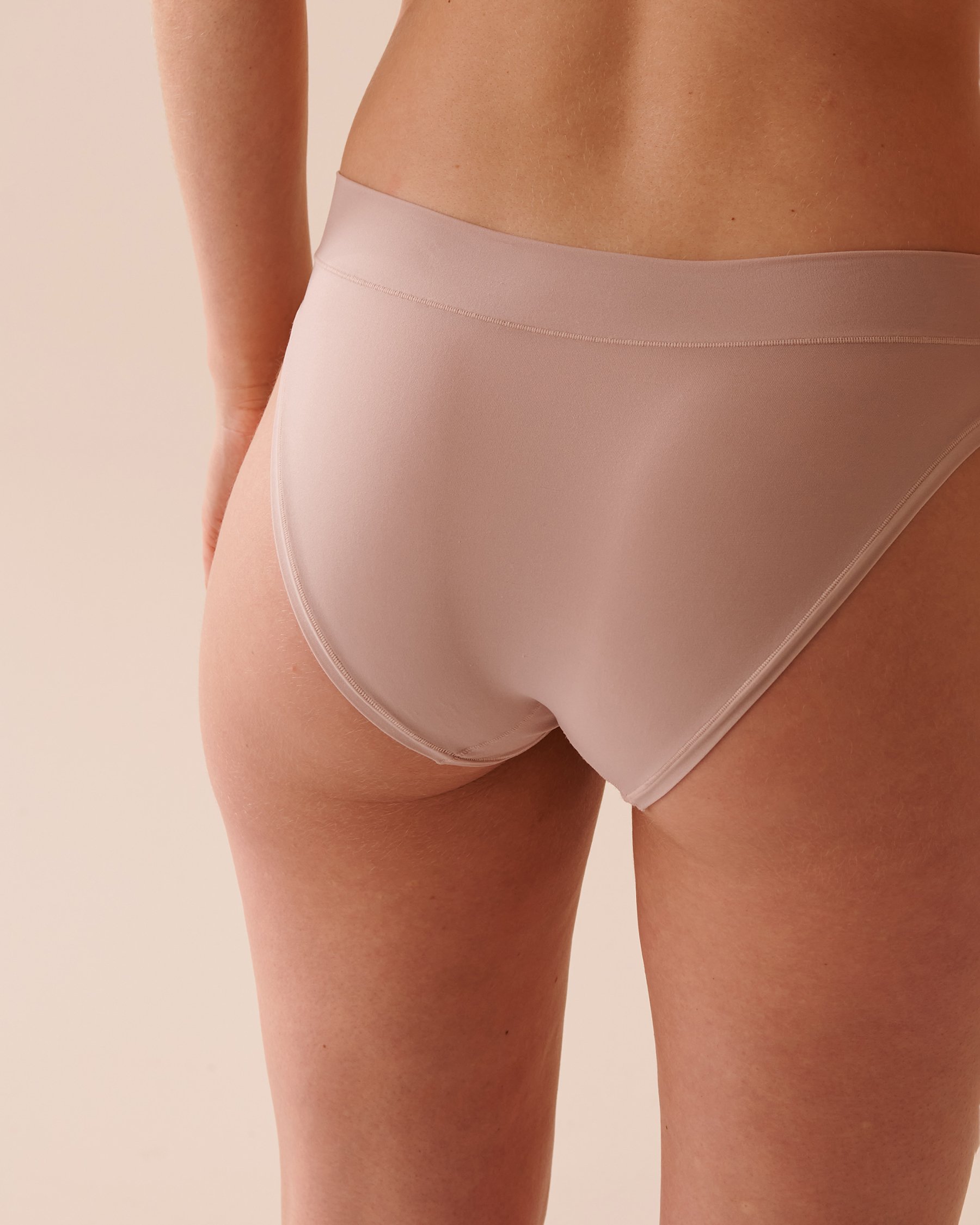 LA VIE EN ROSE 5-Pack Perfect Fit Bikini Panty Black/Shadow Grey 20200475 5PK - View5