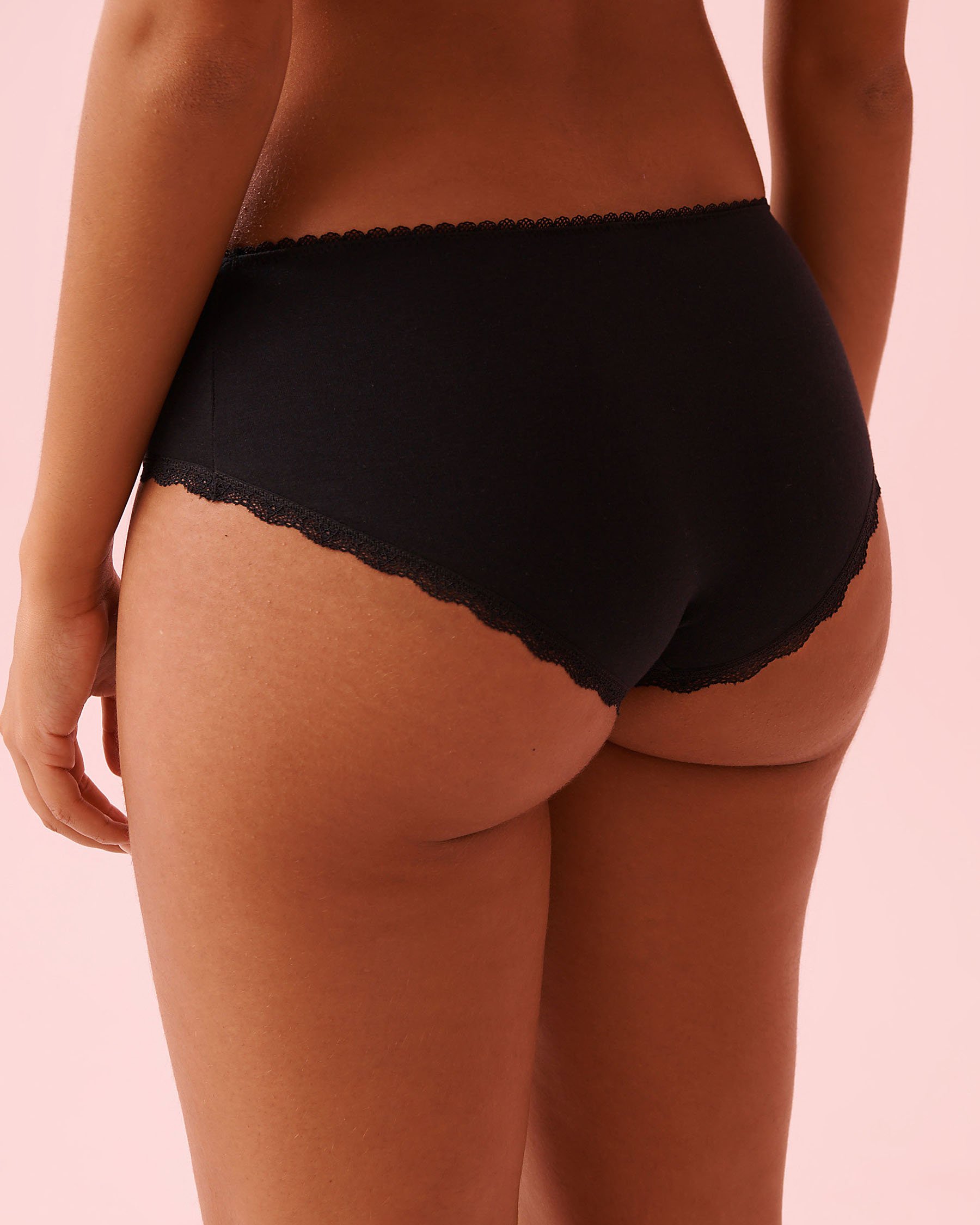 LA VIE EN ROSE Culotte aux hanches coton et détails de dentelle Noir 891-213-0-00 - View2