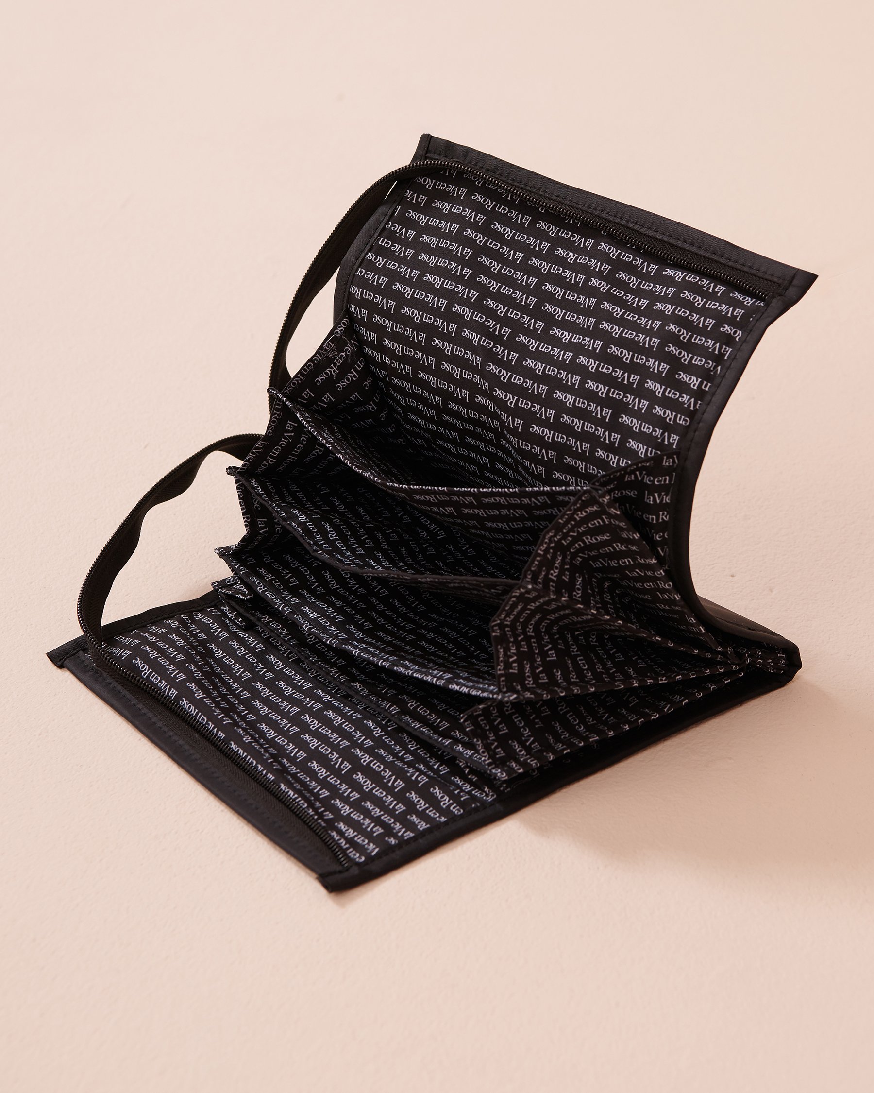 LA VIE EN ROSE Underwear Bag Black 40700387 - View3