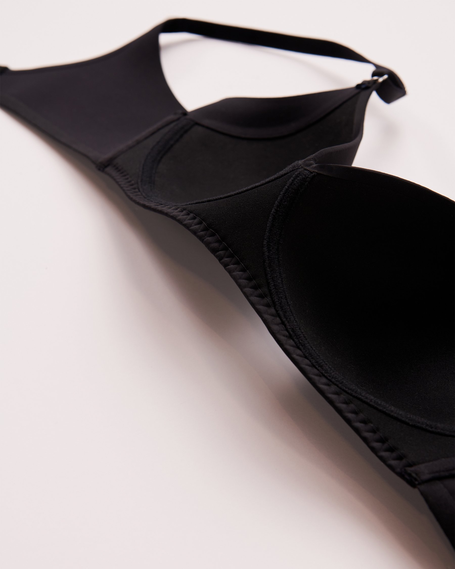 LA VIE EN ROSE Soutien-gorge doublure légère sans armatures dos lisse Noir 169-113-2-00 - View4