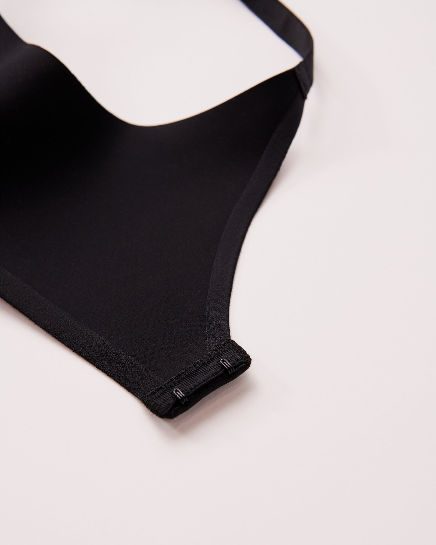 LA VIE EN ROSE Soutien-gorge doublure légère sans armatures dos lisse Noir 169-113-2-00 - View6