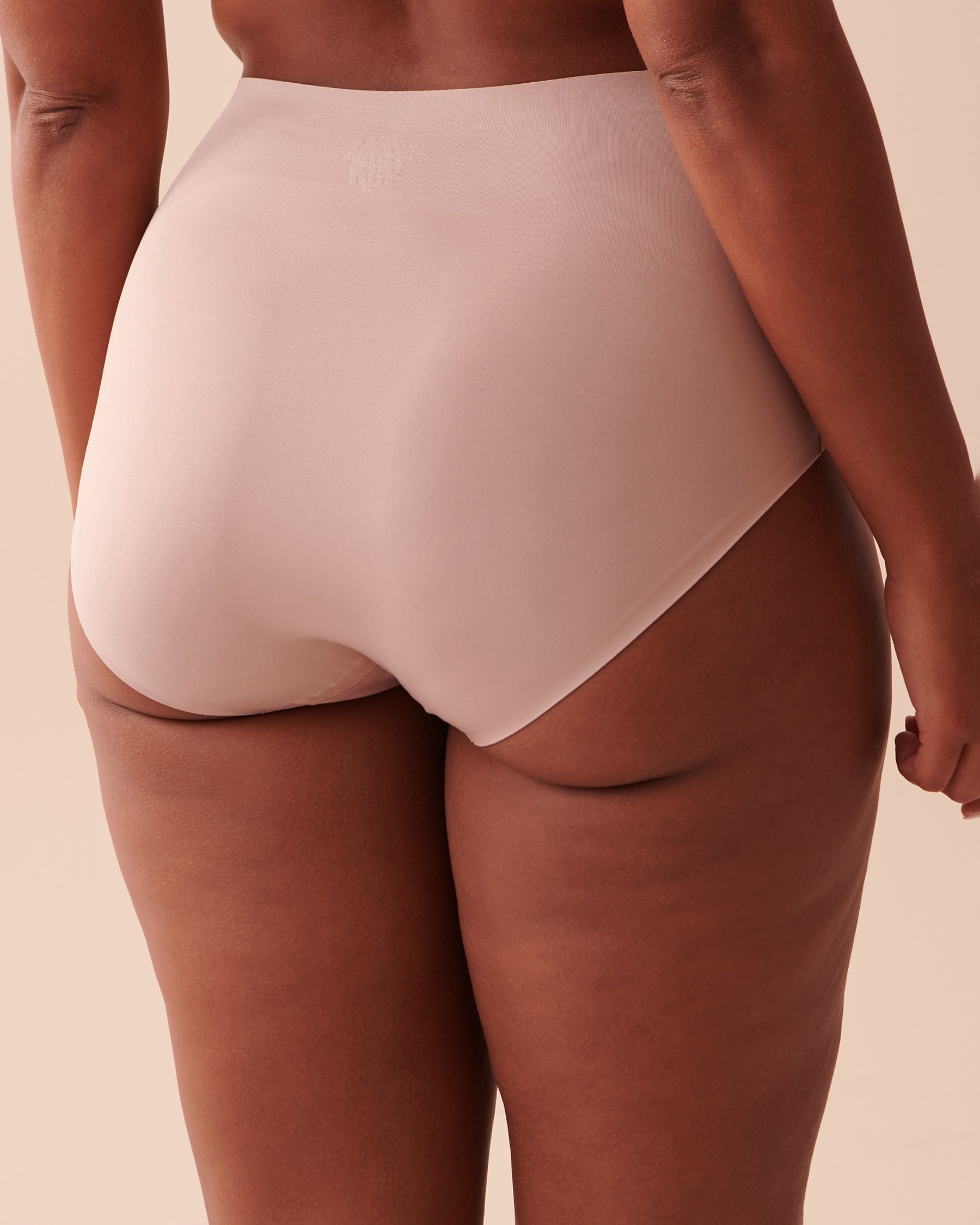 LA VIE EN ROSE Microfiber Bonded High Waist Bikini Panty Taupe 20300125 - View2