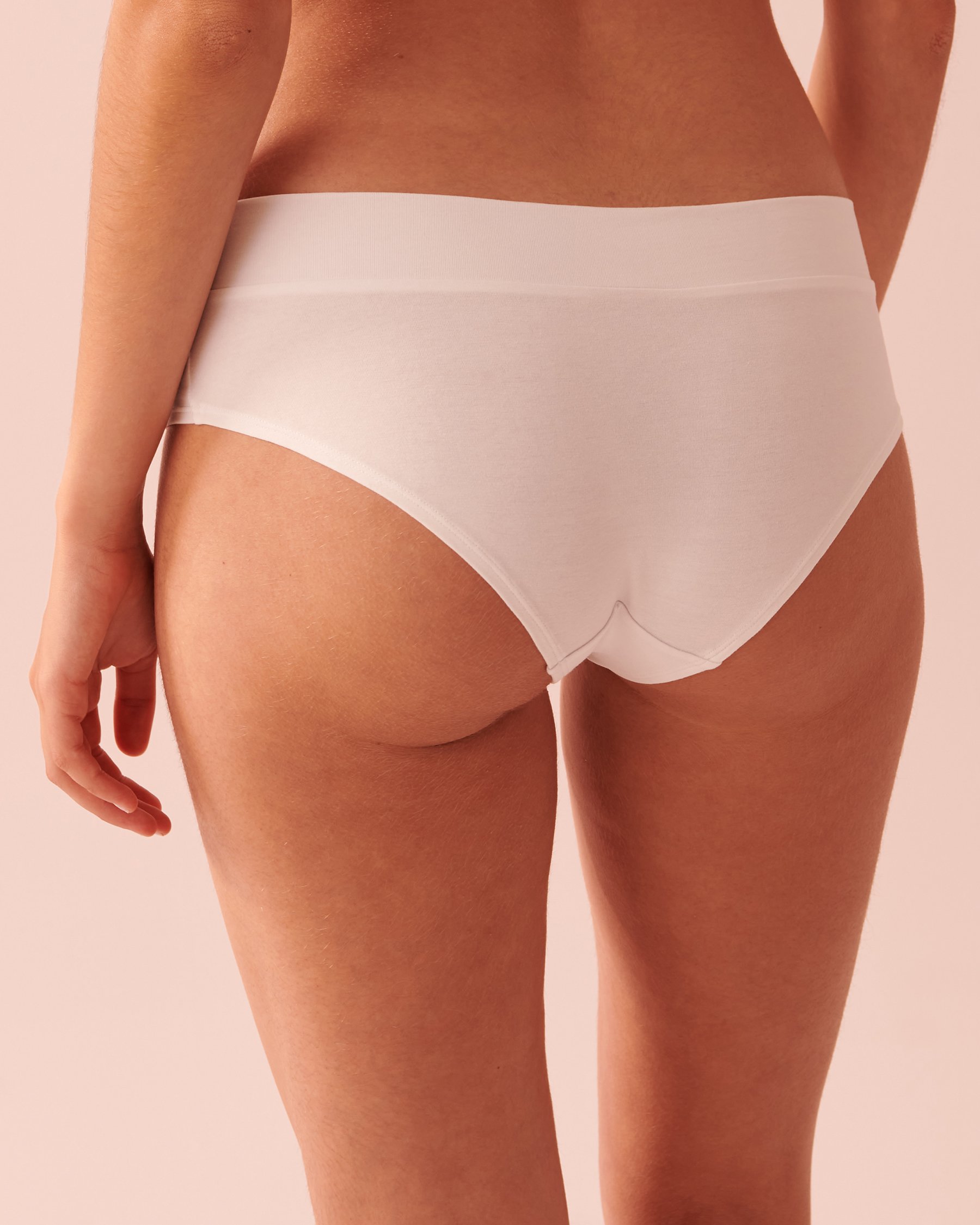 LA VIE EN ROSE Cotton Hiphugger Panty White 564-213-0-00 - View2