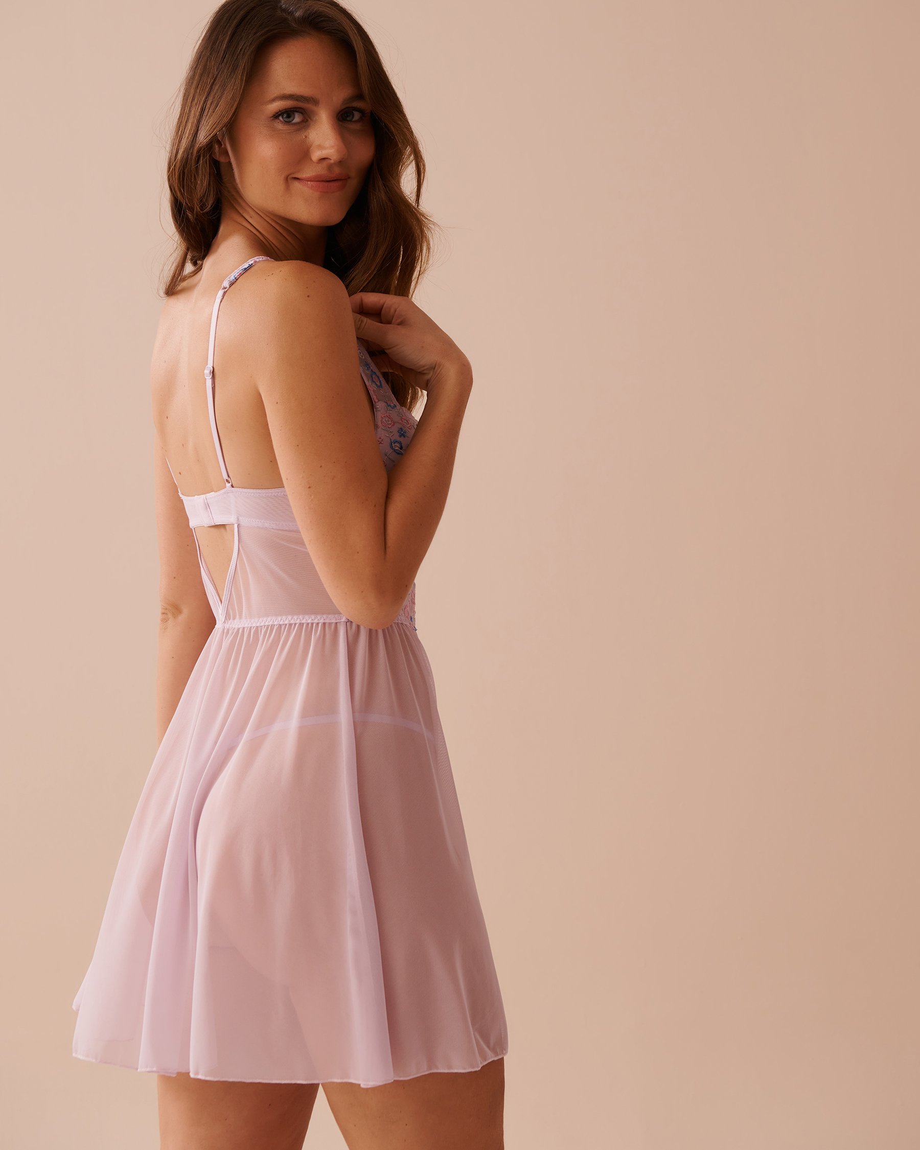 LA VIE EN ROSE Floral Embroidered Mesh and Lace-up Detail Push-up Nightie Lavender 60500175 - View3