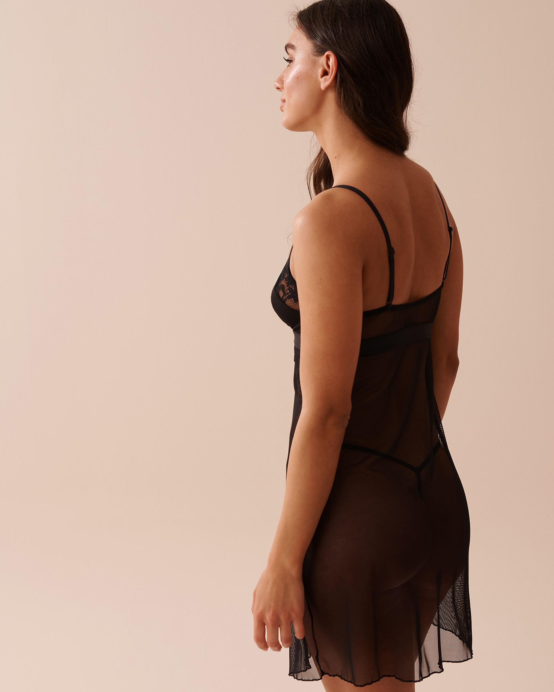 LA VIE EN ROSE Scalloped Lace and Mesh Nightie Black 60500155 - View2