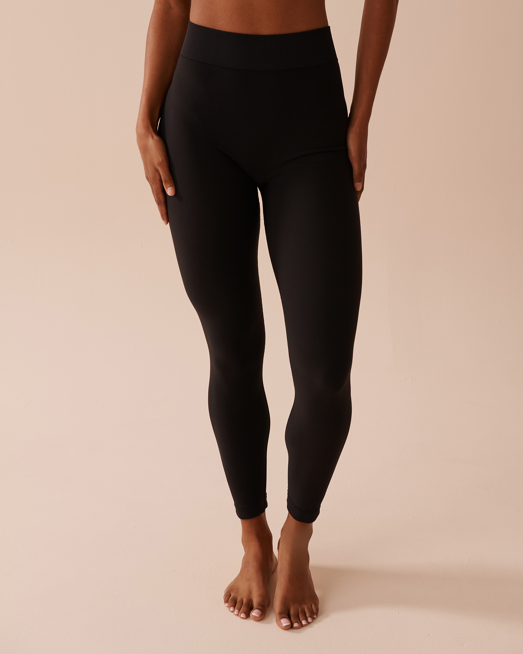 LA VIE EN ROSE Seamless Fabric High Waist Leggings Black 50200079 - View2