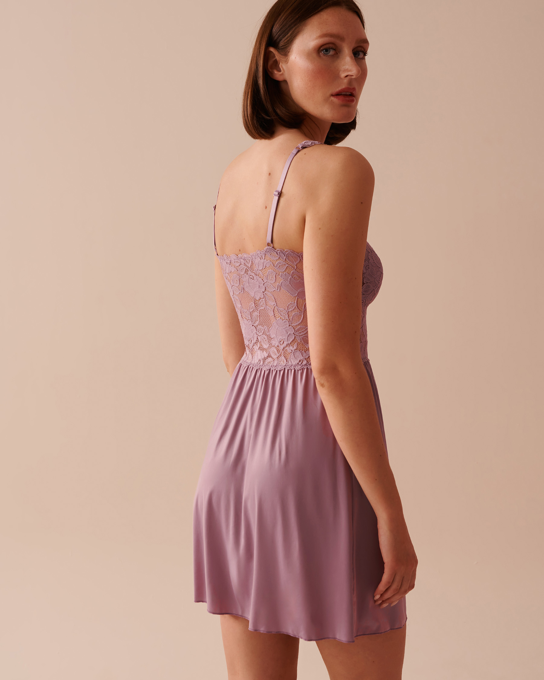 LA VIE EN ROSE Lace Bust Nightie Dusty Orchid 60500161 - View2