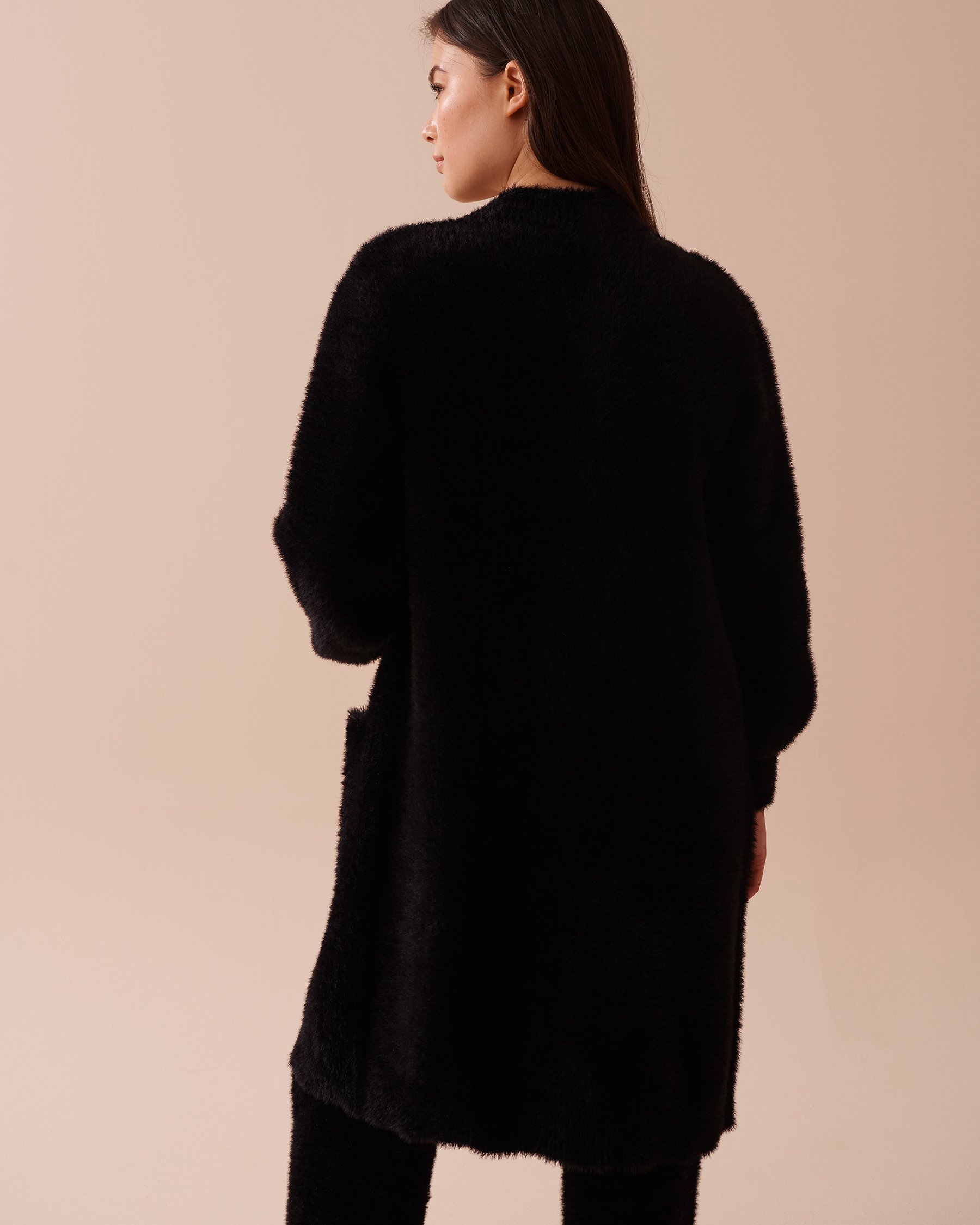 LA VIE EN ROSE Fluffy Long Cardigan Black 50500014 - View2