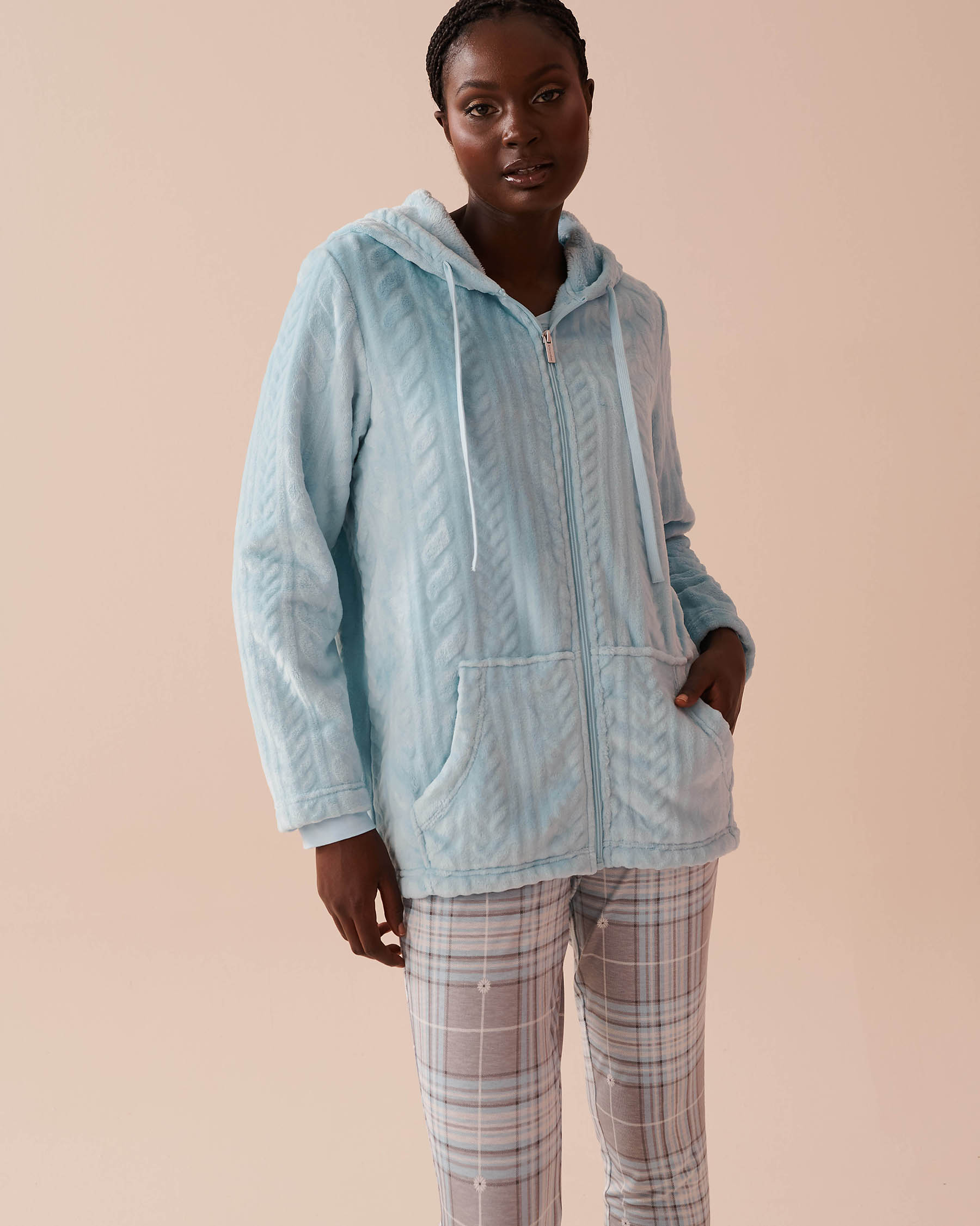 LA VIE EN ROSE Recycled Fibers Cable Effect Soft Hooded Cardigan Winter Blue 40600189 - View1