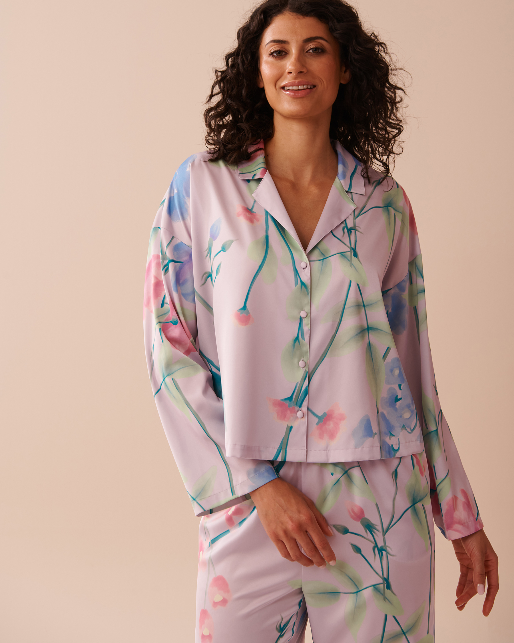 LA VIE EN ROSE Lavender Garden Print Satin Button-down Shirt Lavender Garden 60100122 - View1