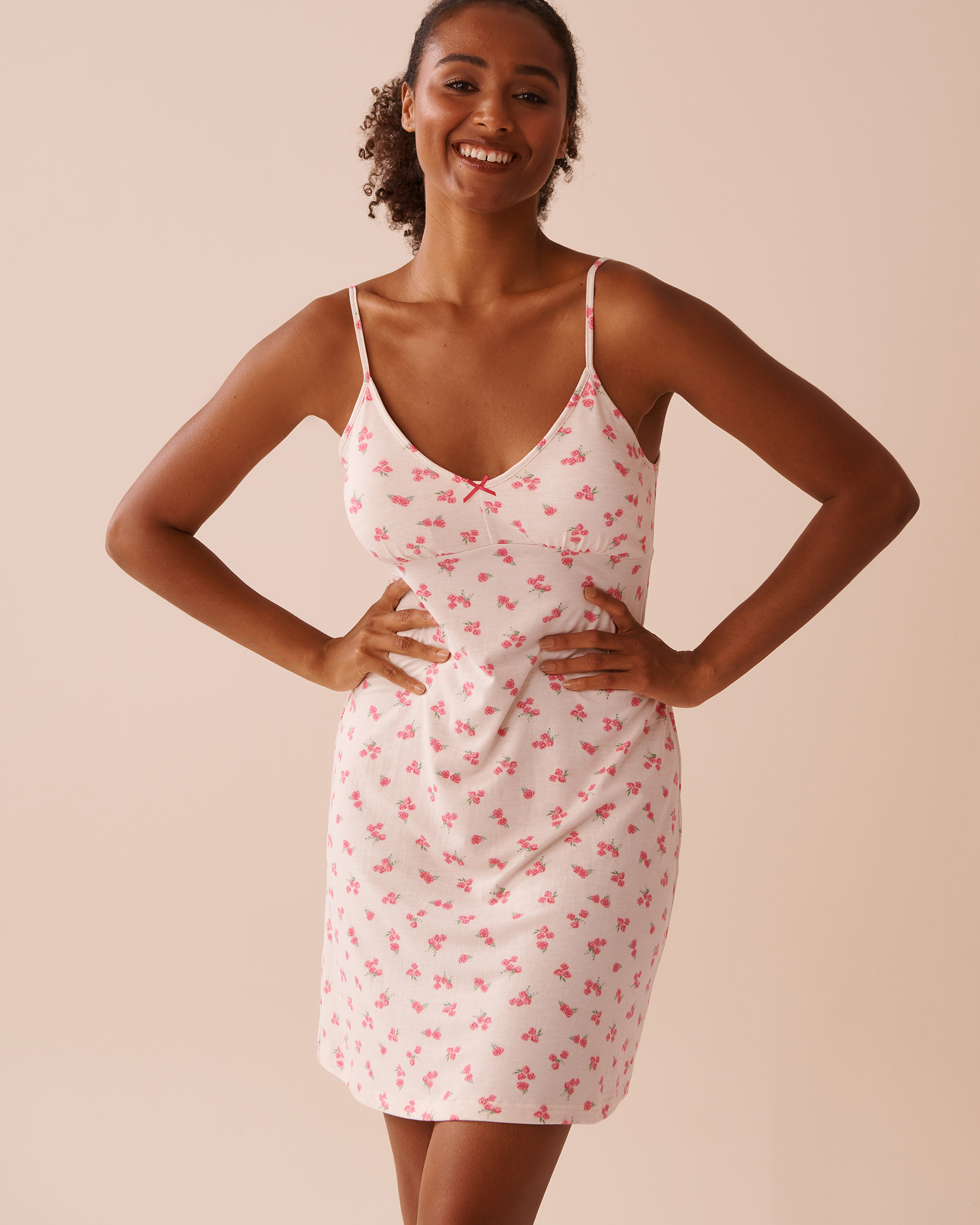 LA VIE EN ROSE Rose Print Super Soft Nightie  1 Oatmeal/Roses 40500408 - View1