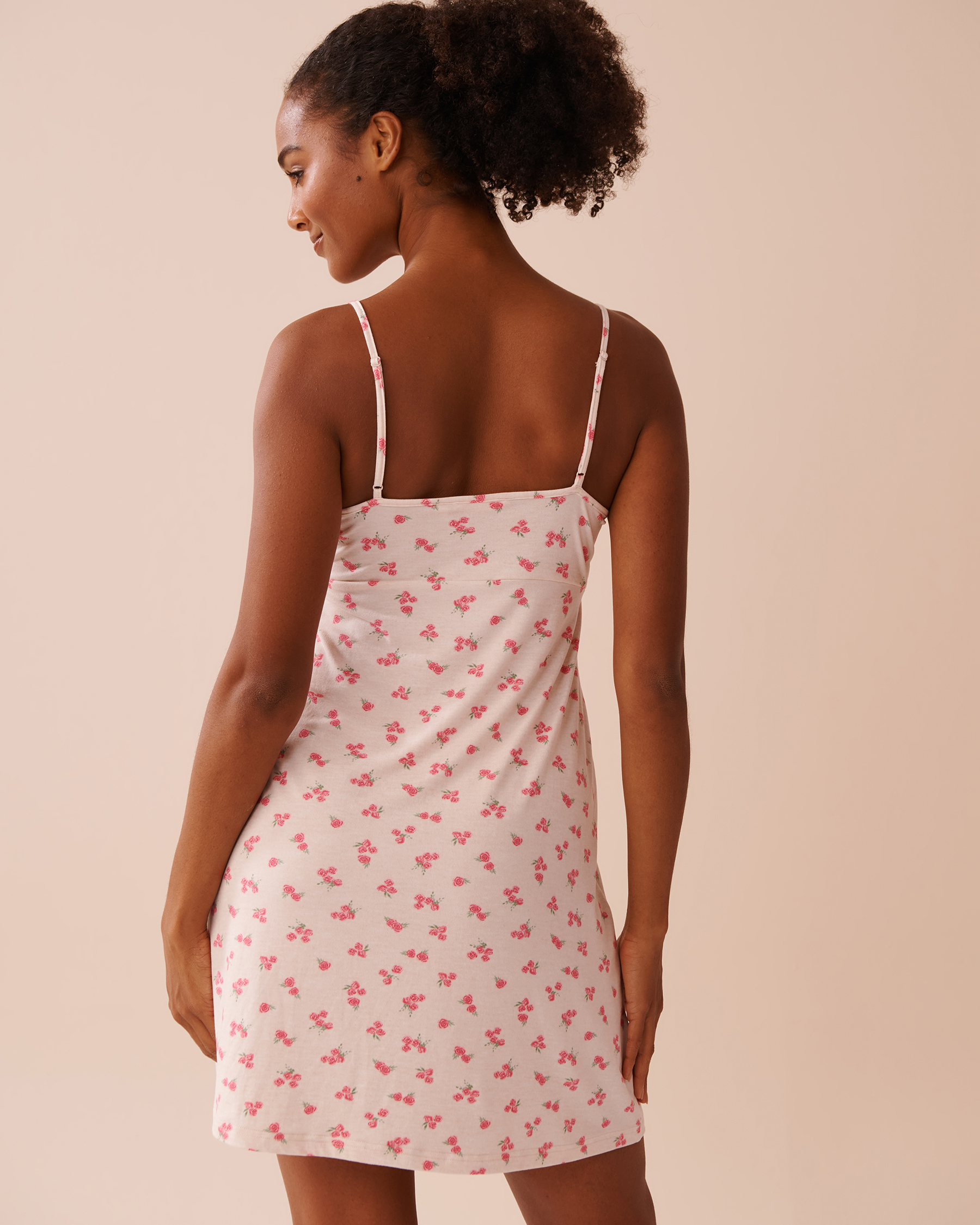 LA VIE EN ROSE Rose Print Super Soft Nightie  1 Oatmeal/Roses 40500408 - View2